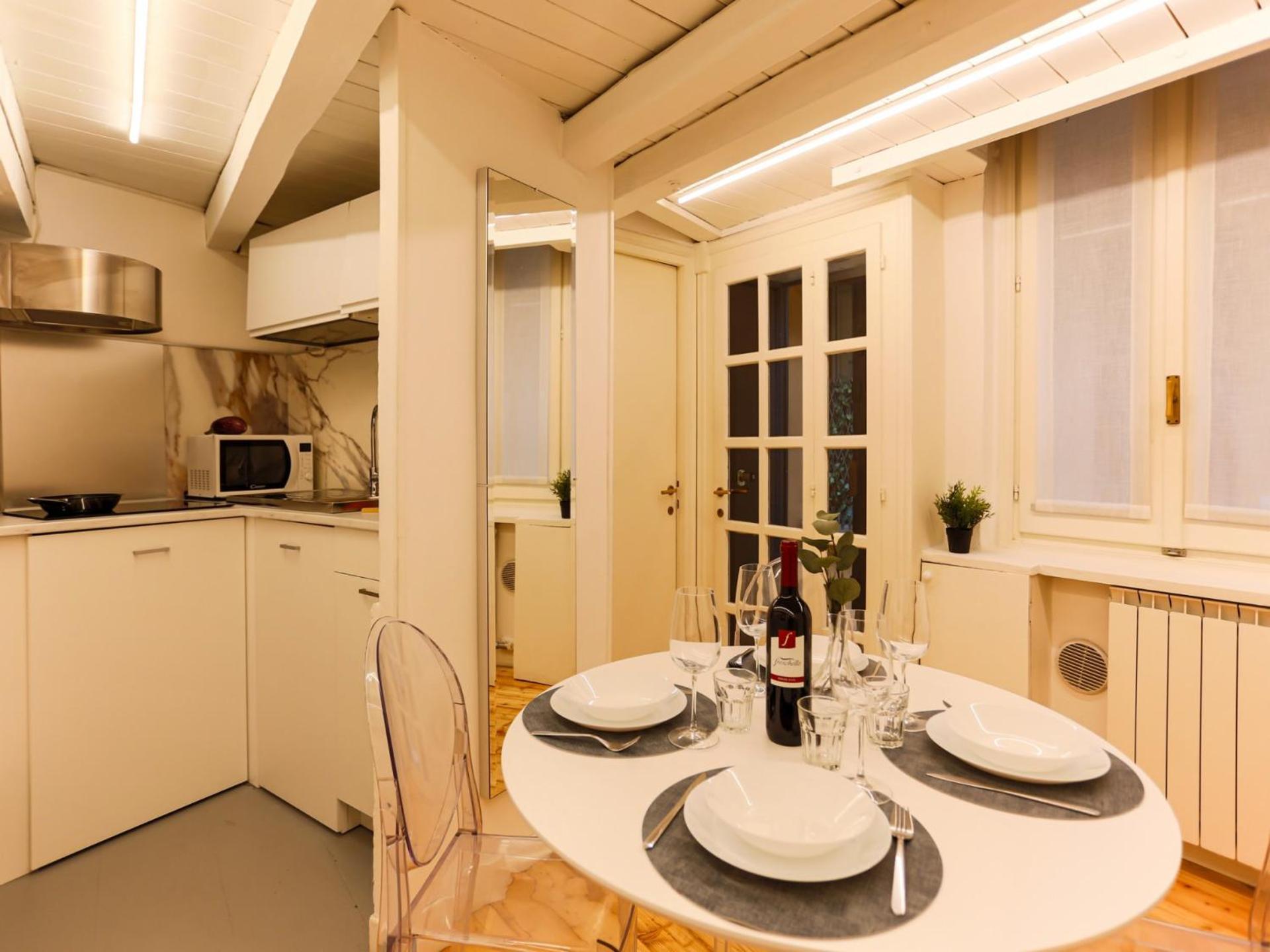 The Rent - Characteristic In Crocetta Area Apartamento