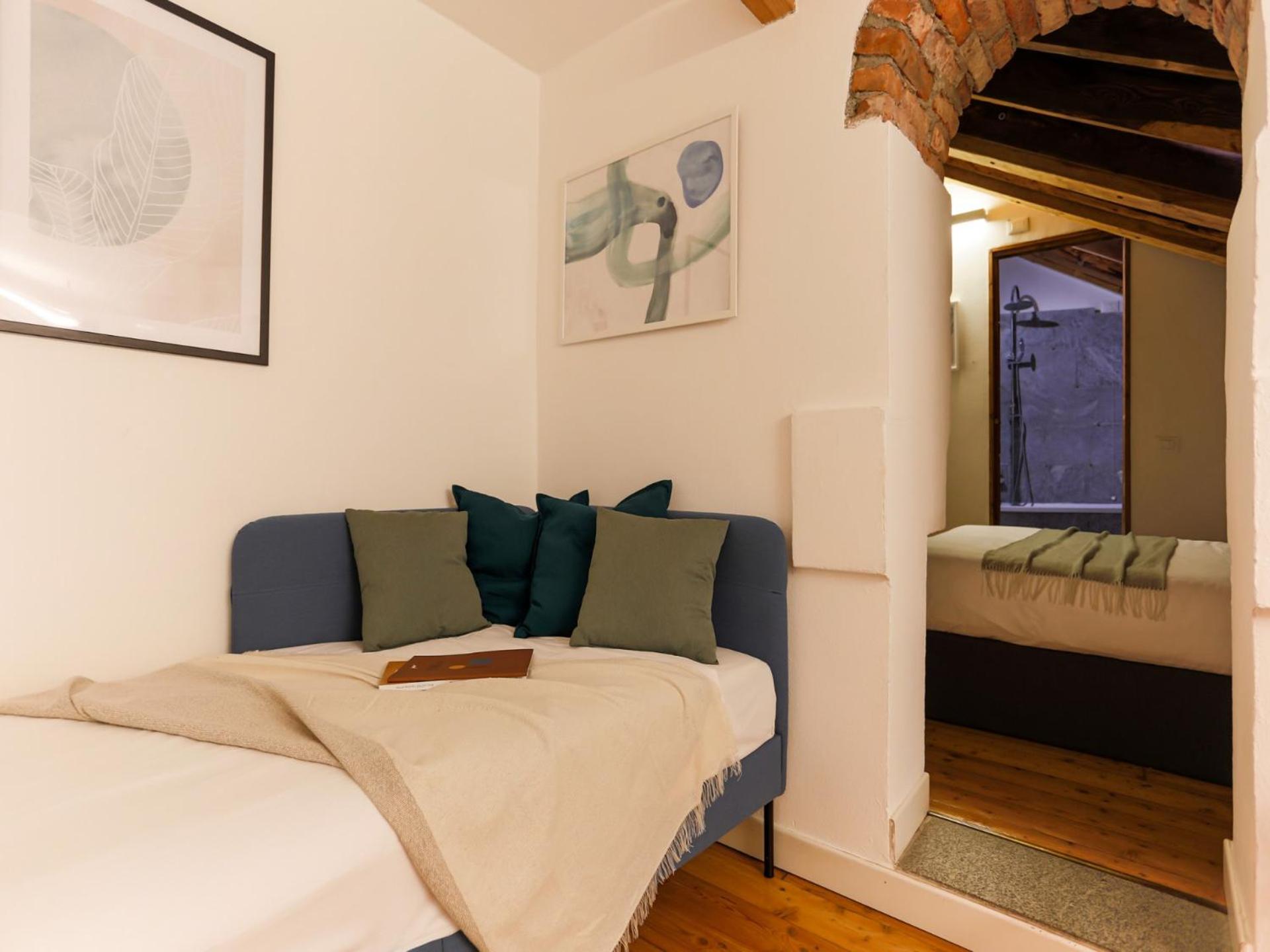 The Rent - Characteristic In Crocetta Area Apartamento *