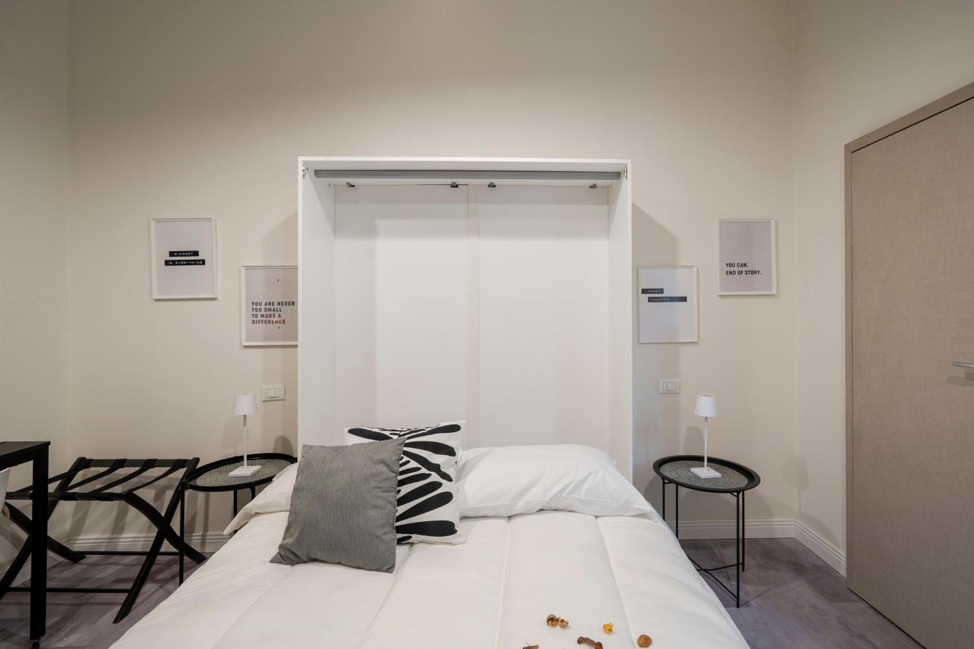 Loreto Prestige - Parking Free & Bulb Gym Bed & Breakfast *