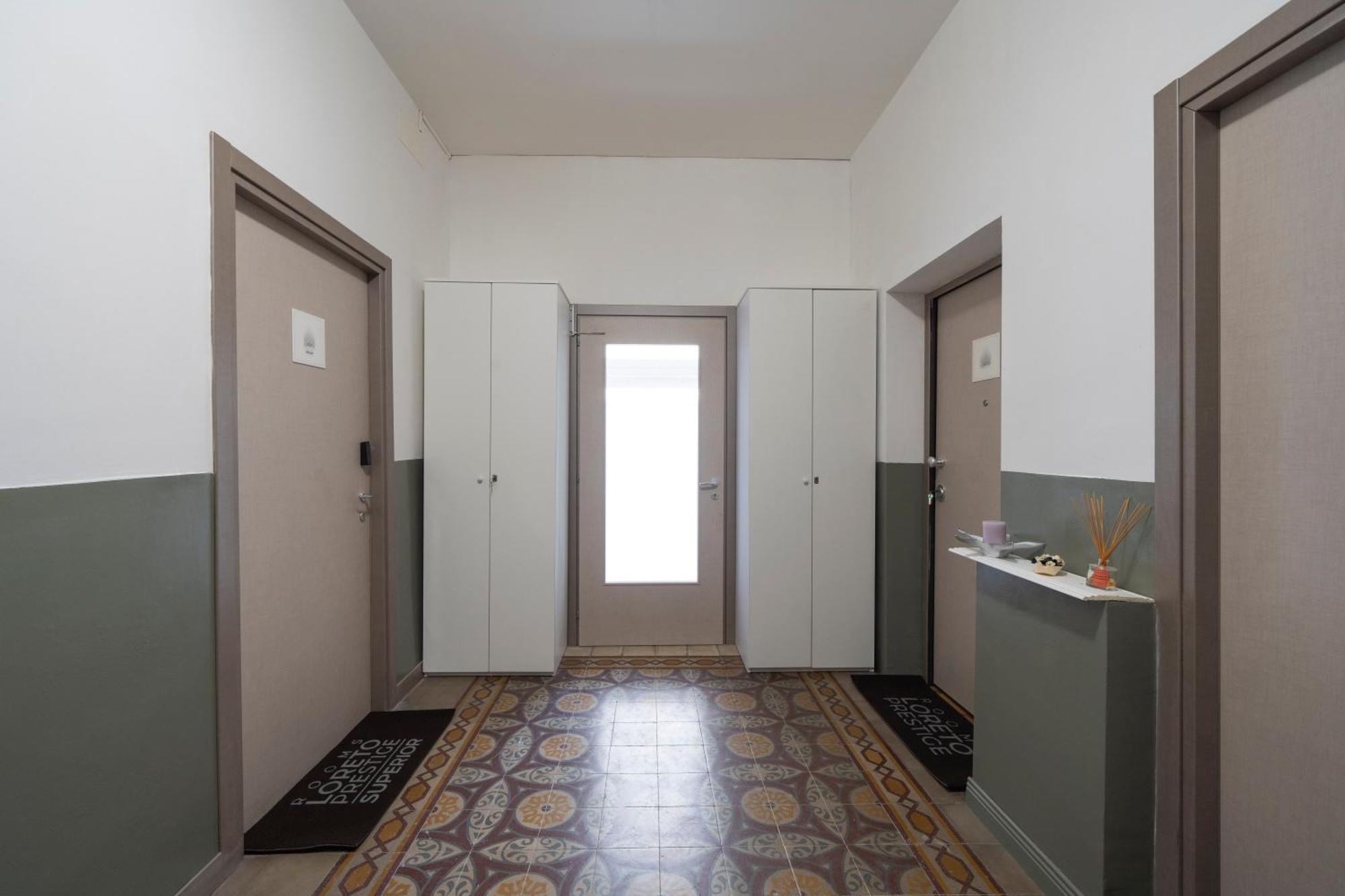 Bed & Breakfast Loreto Prestige - Parking Free & Bulb Gym