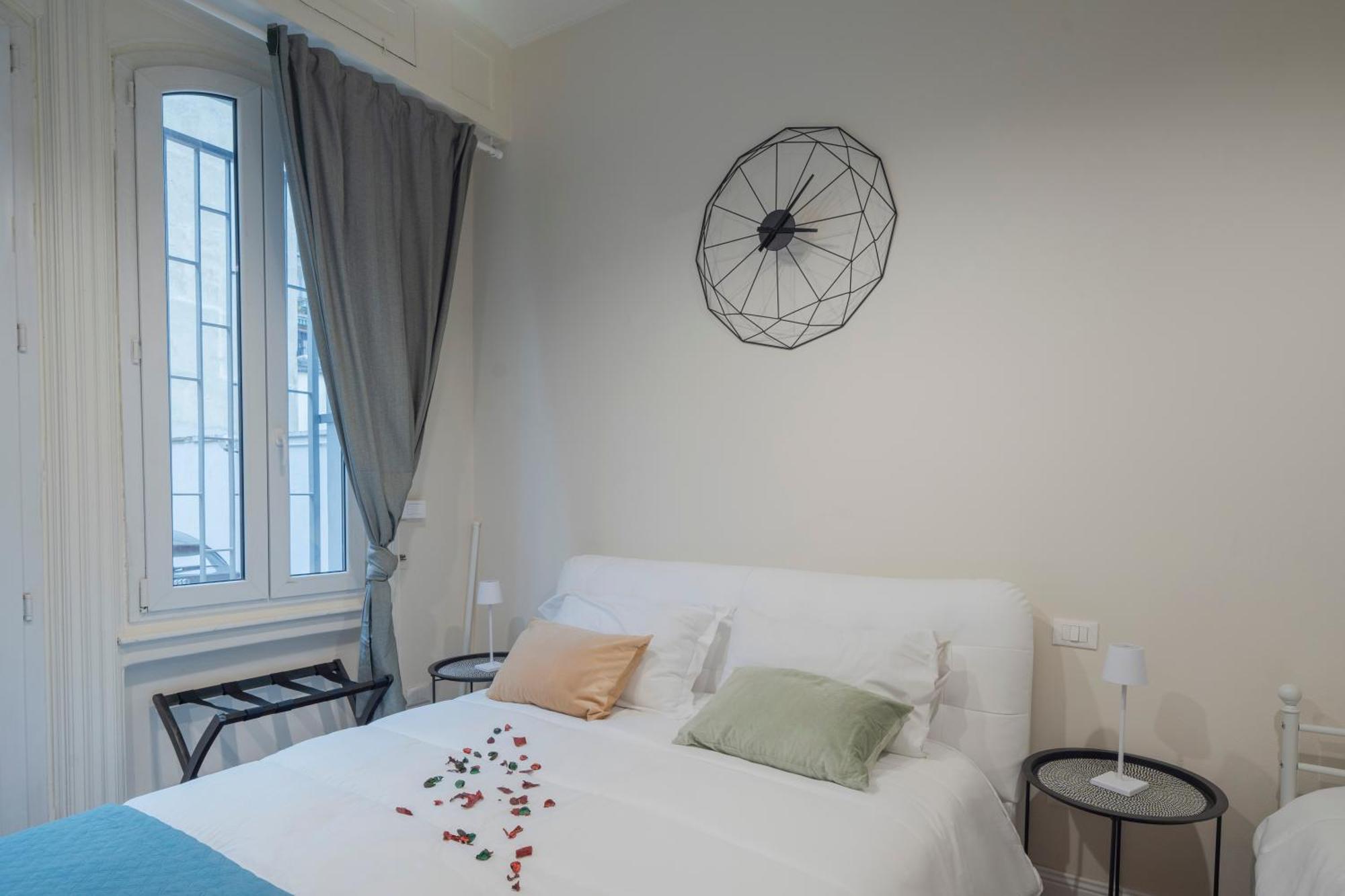 Loreto Prestige - Parking Free & Bulb Gym Bed & Breakfast
