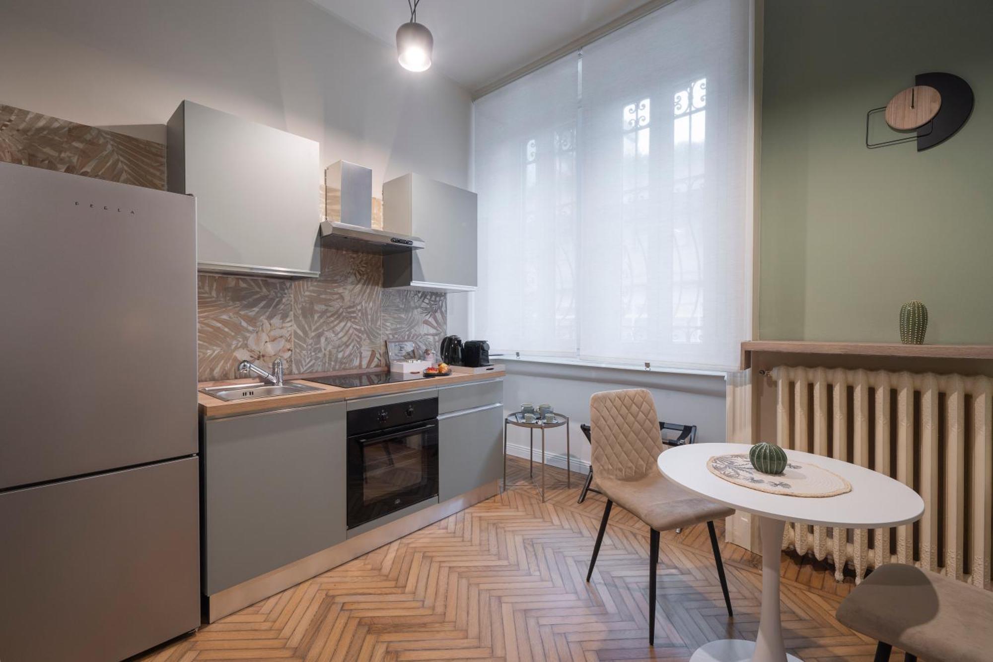 Loreto Prestige - Parking Free & Bulb Gym Bed & Breakfast