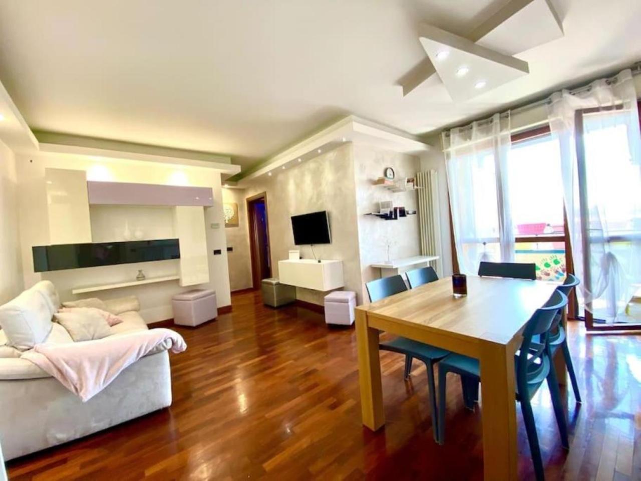 Apartment Comfortable House-metro M1-m5 - Bicocca- *