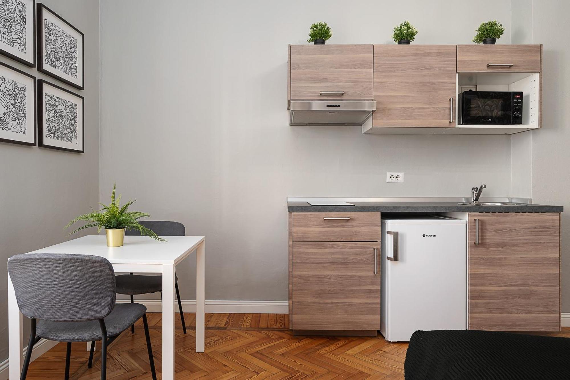 Classbnb - Elegant Near The Center Apartment