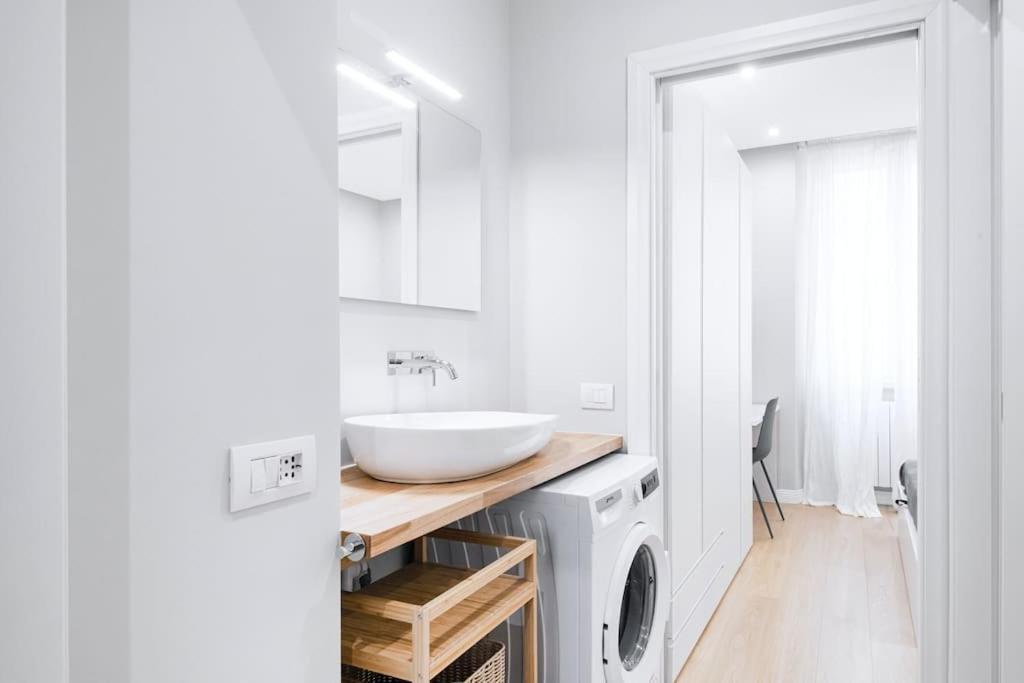 Easylife -modern And Elegant In The Heart Of Apartment