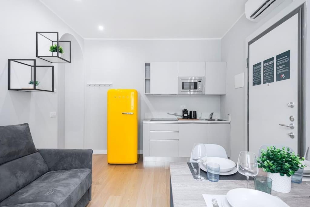 Easylife -modern And Elegant In The Heart Of Milan