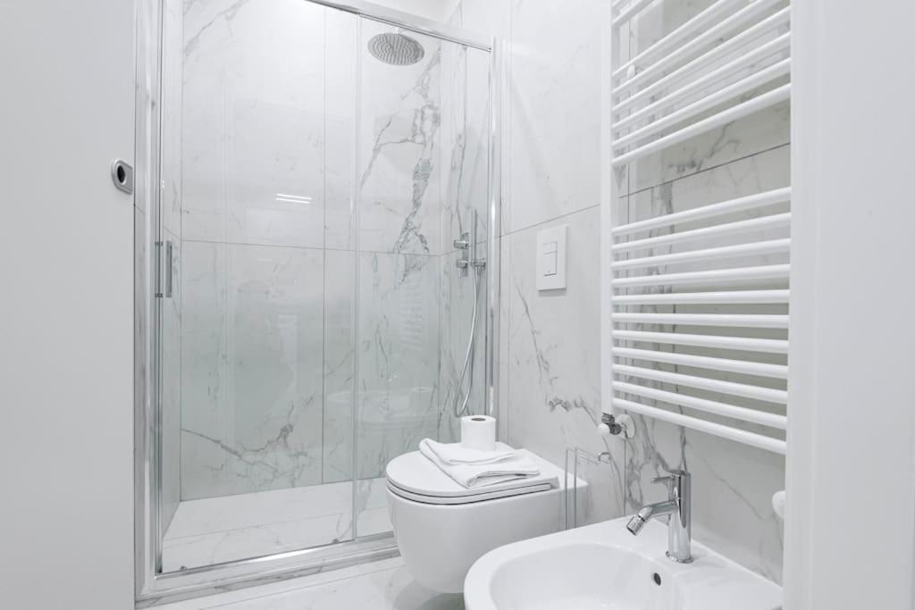 Easylife -modern And Elegant In The Heart Of Apartment
