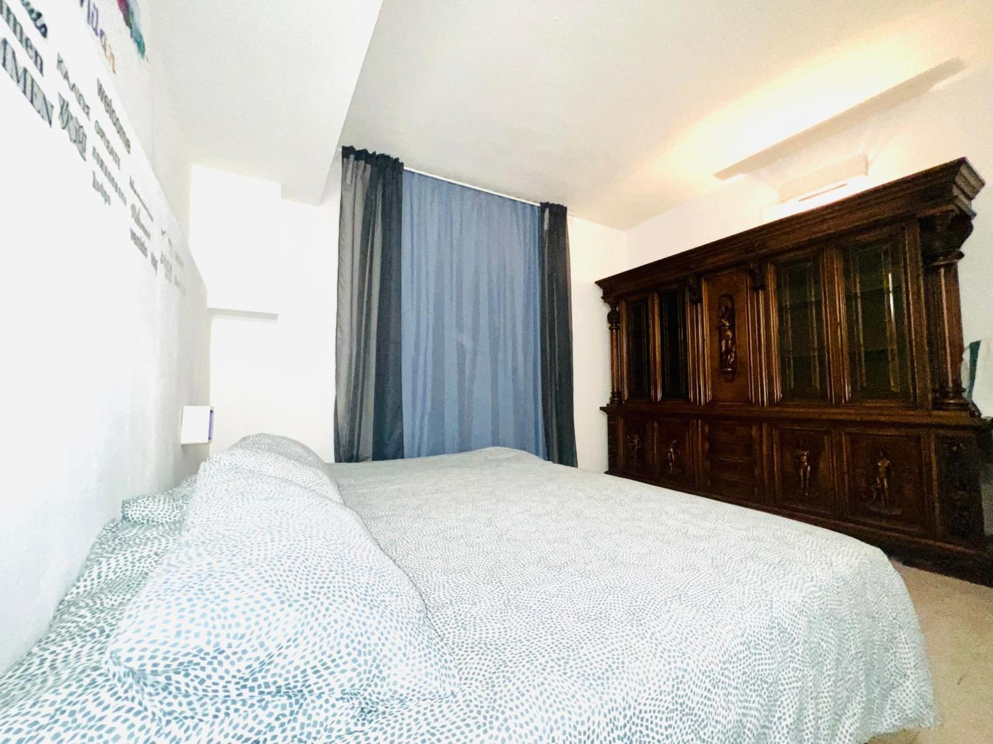 For 6 Peaple Close To The Red Metro Apartment *