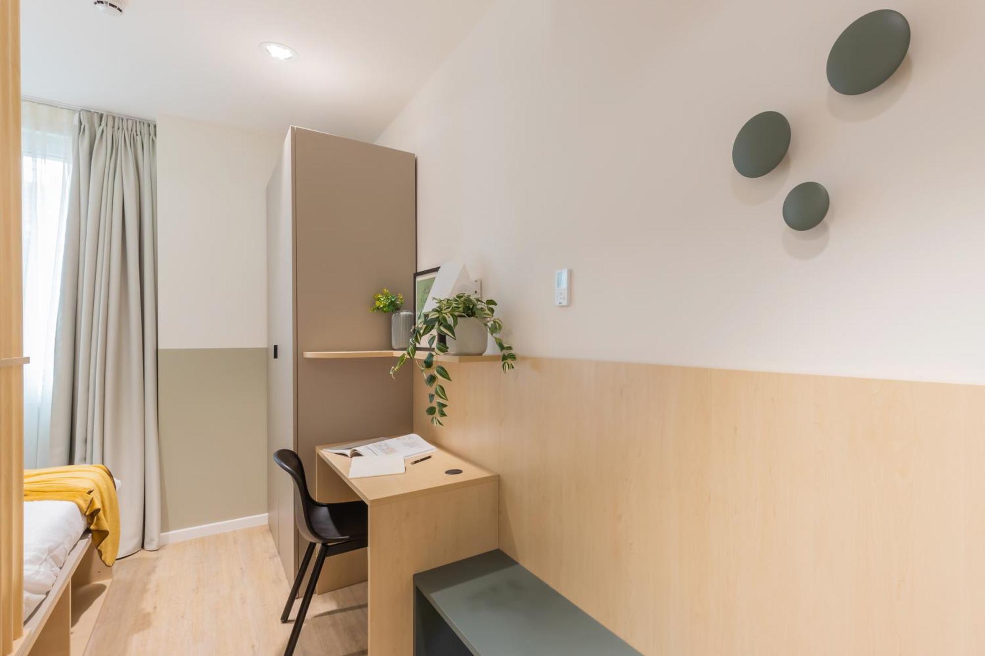 Well-located Campus Near Park Apartment Milan