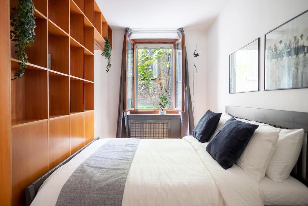 Apartment Solferino 29 - Brera Duomo With Private Garden