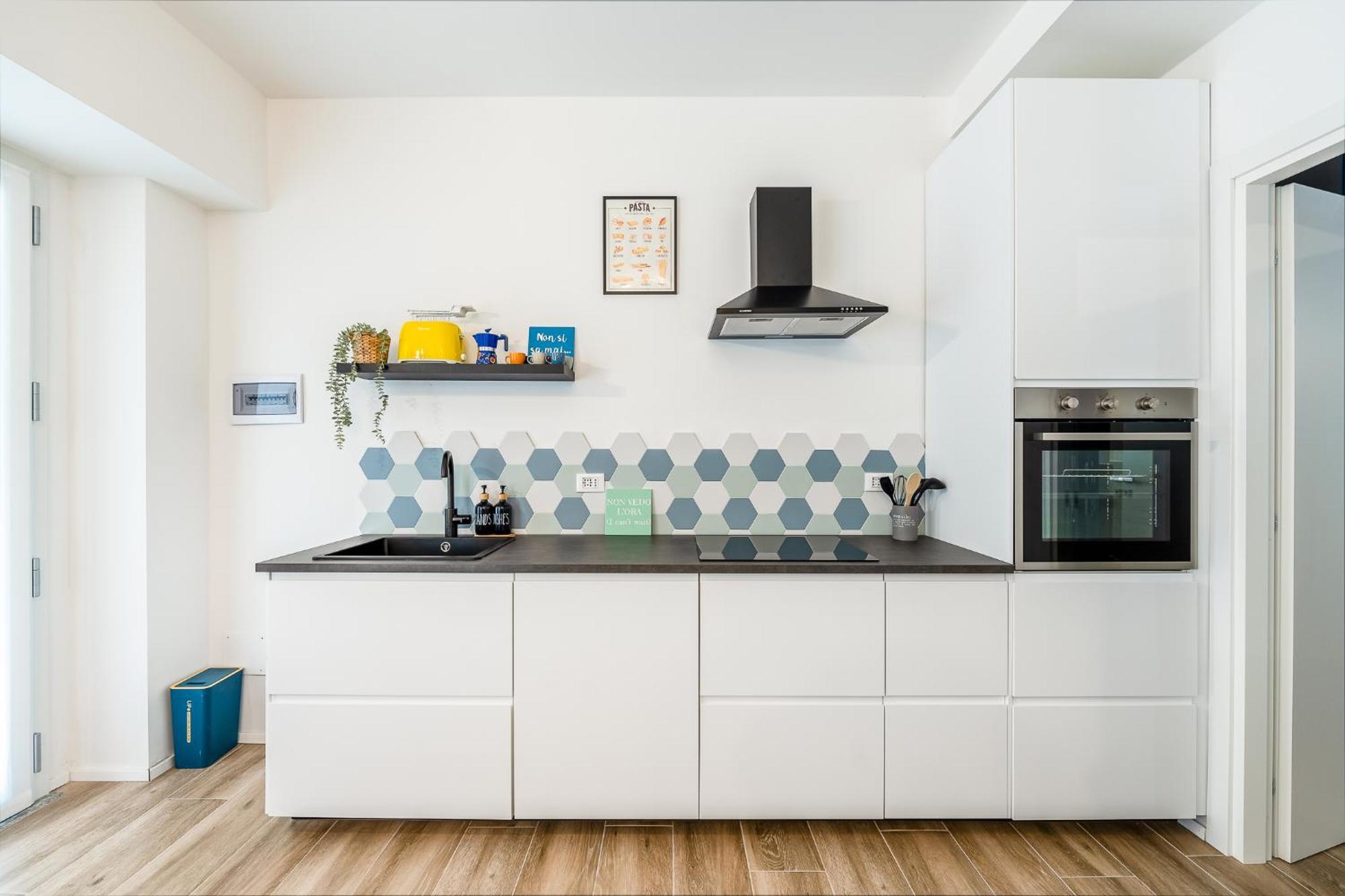 2 Bedroom Gem Next To Central Station With Ac * Milan