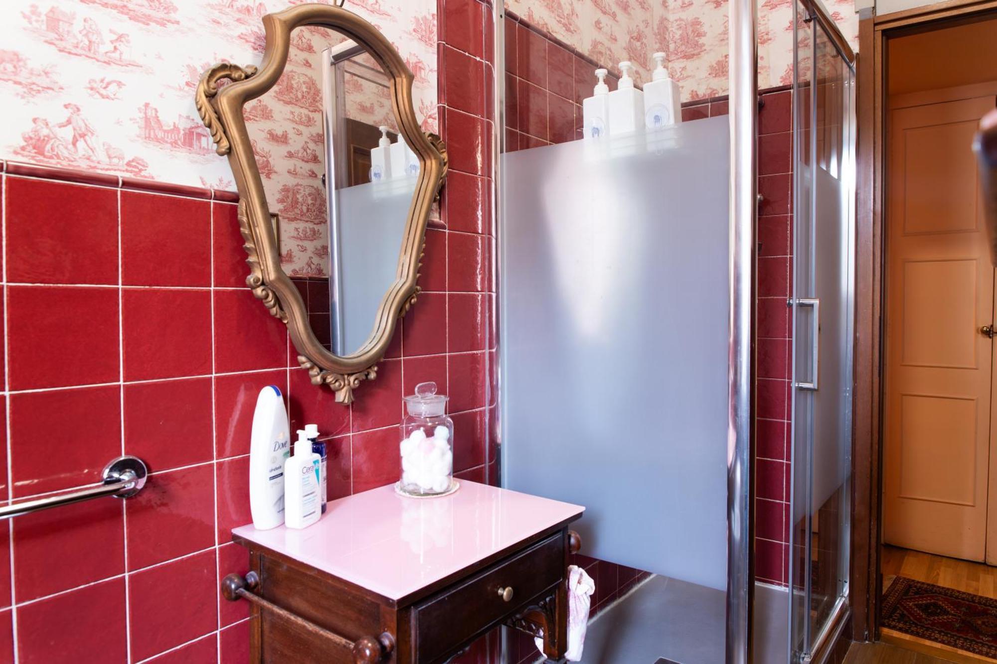 Duomo Walking Distance Elegant Flat With View * Milano