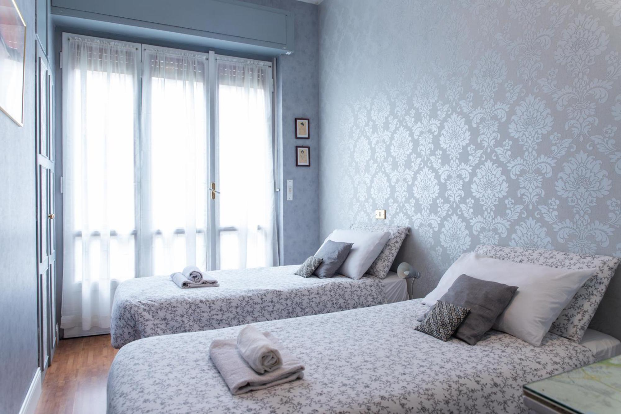 Duomo Walking Distance Elegant Flat With View Appartamento