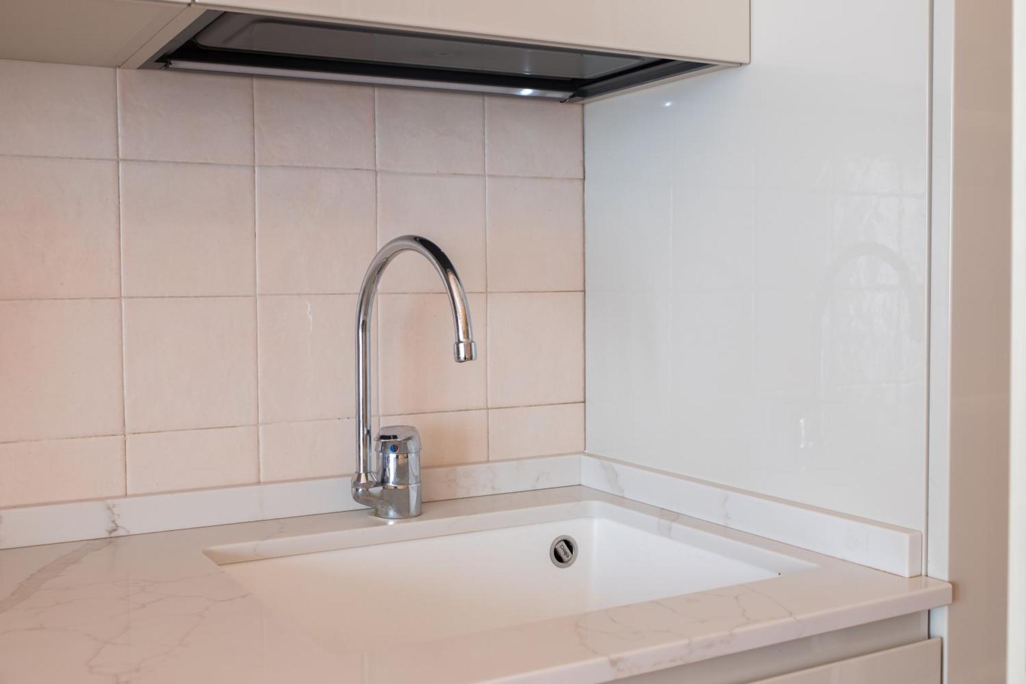 Duomo Walking Distance Elegant Flat With View * Milano
