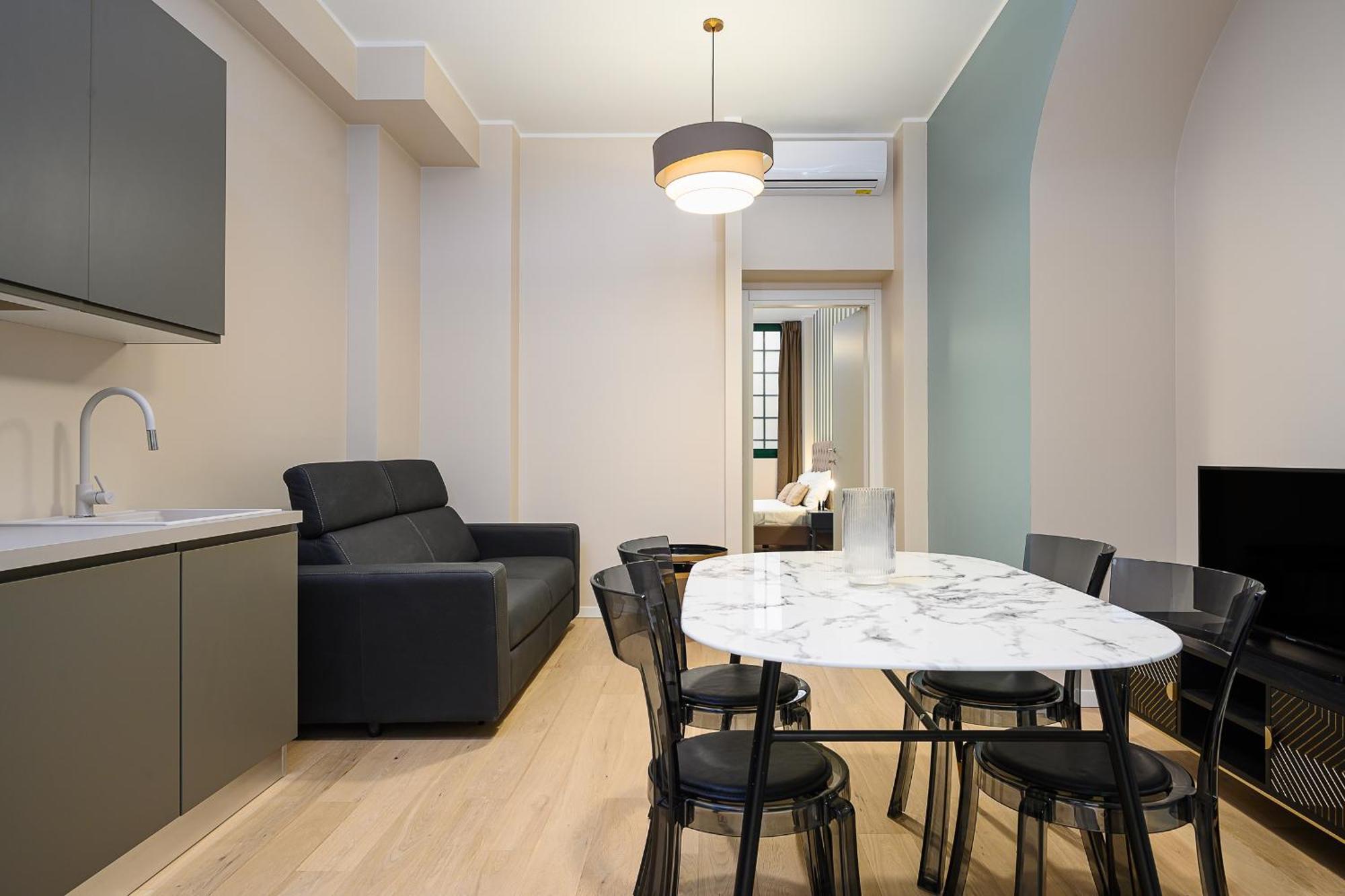 Apartment In Porta Garibaldi & Chinatown - Center Well Connected Milan