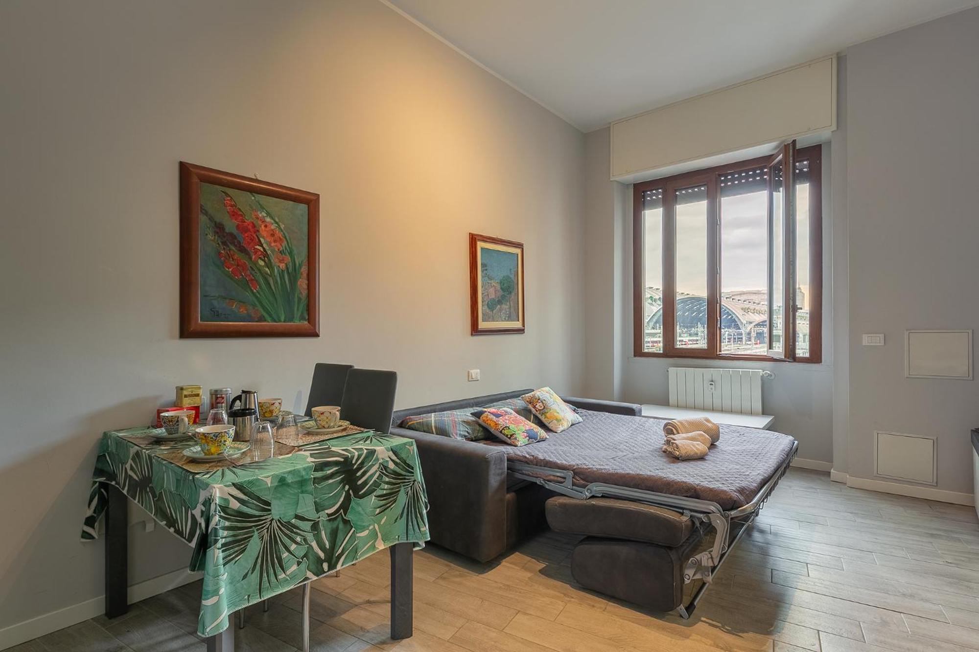 Stazione Ampio E Moderno Bilocale Apartment