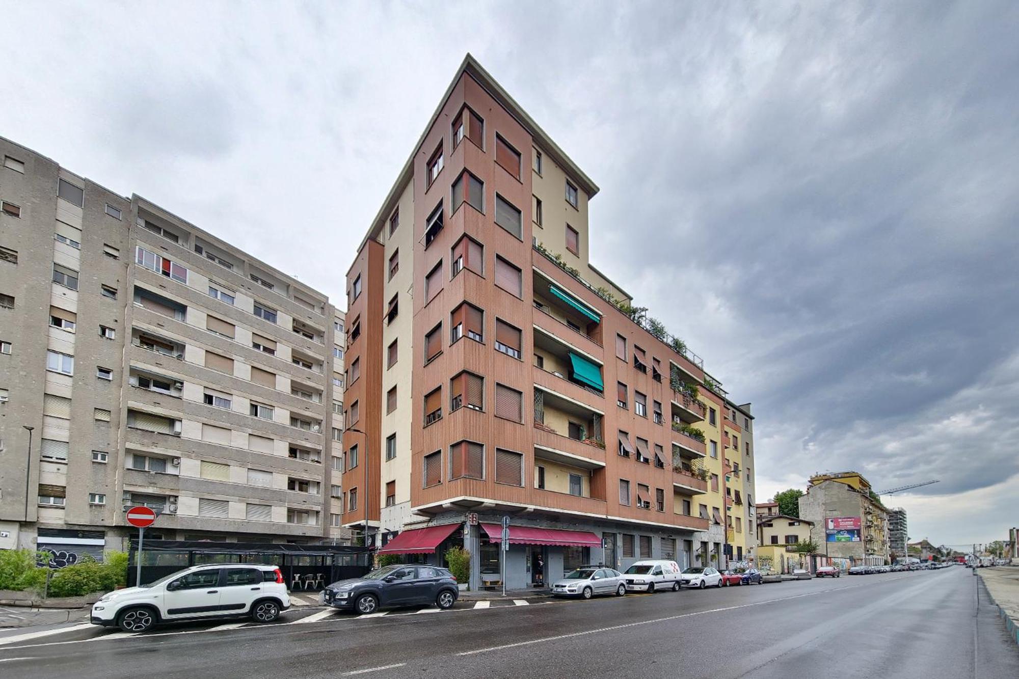 Apartment Stazione Ampio E Moderno Bilocale
