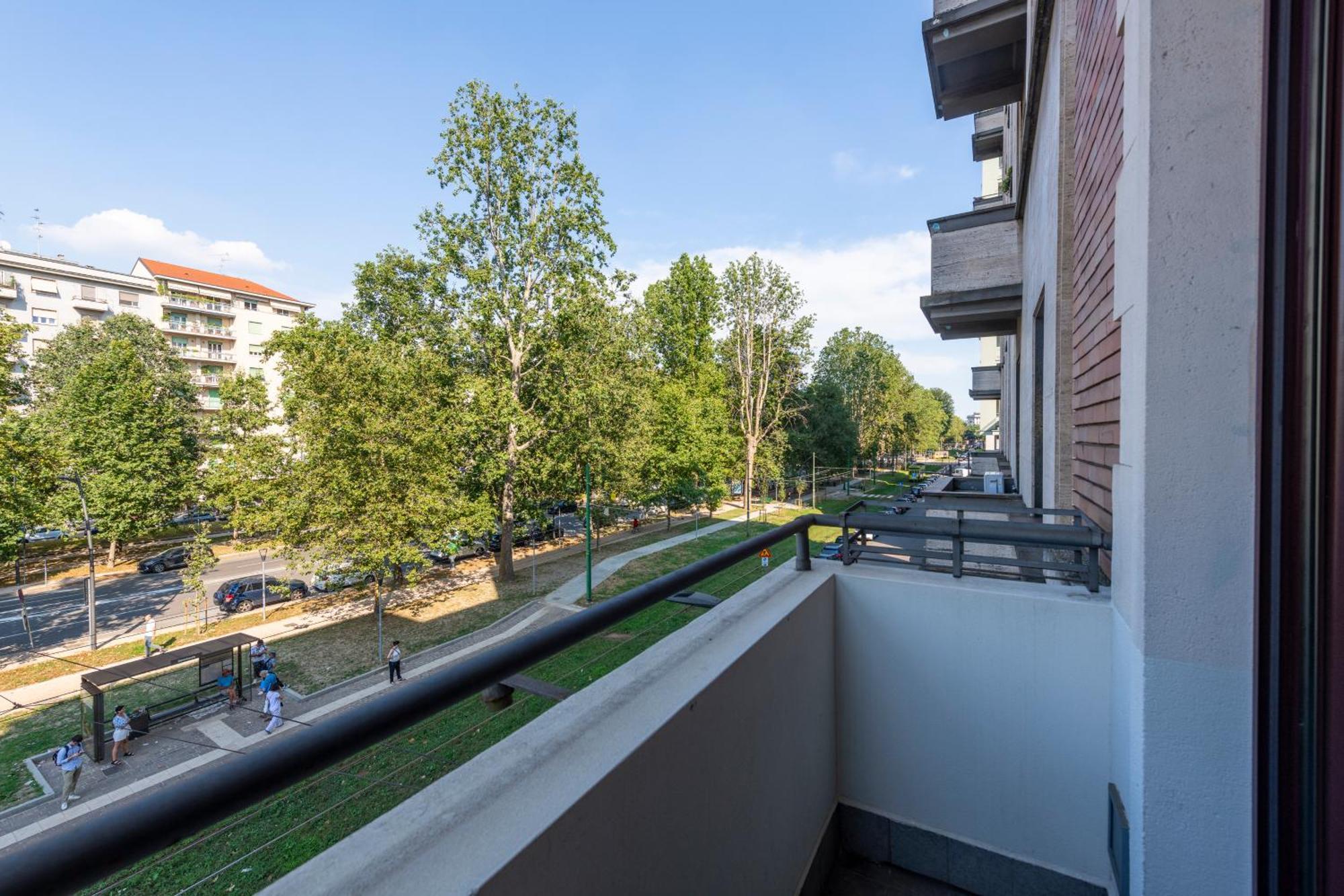 Sempione, 51 Ampio E Luminoso Apartment Milan