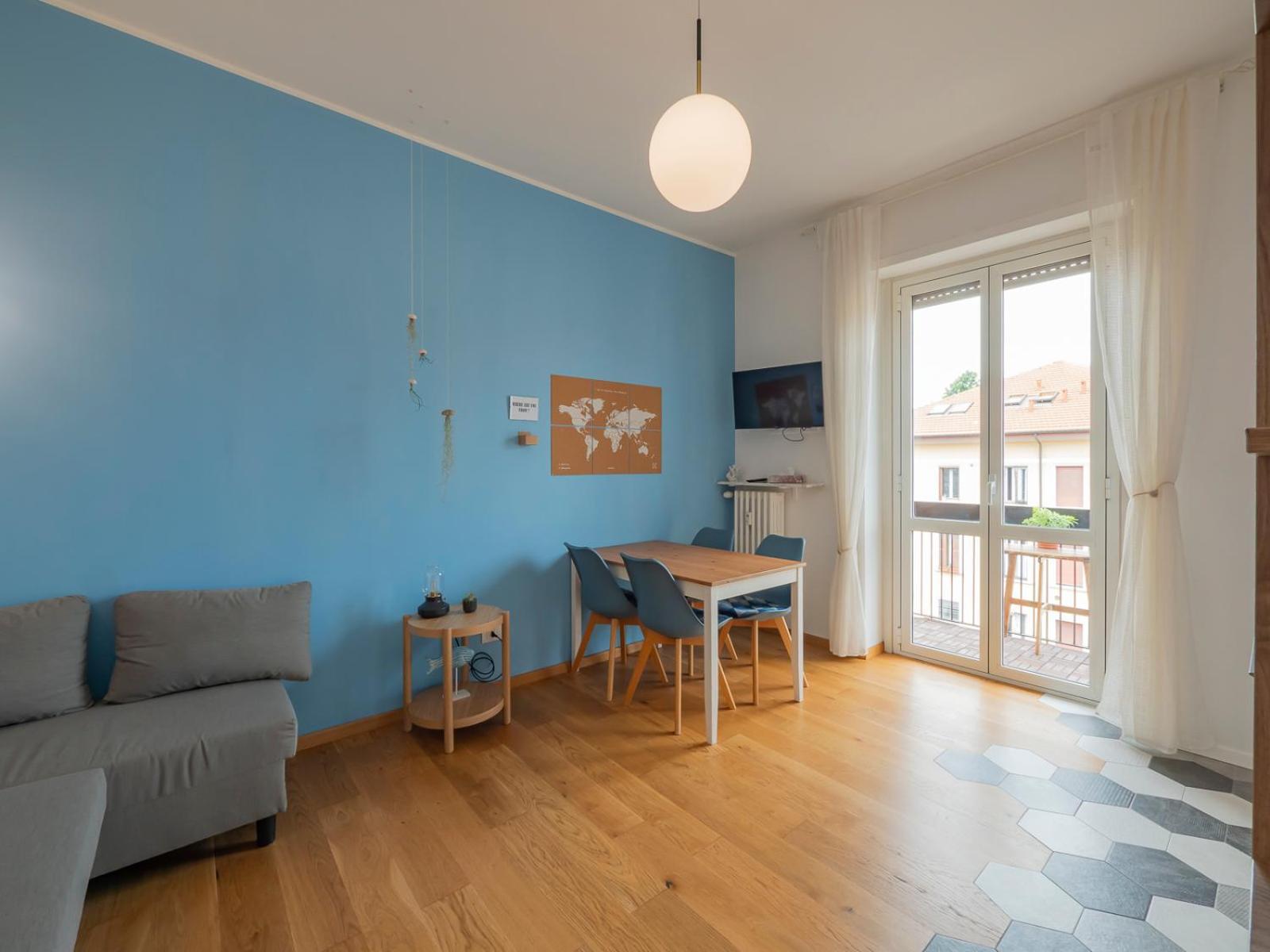 Xenia - Colorful In Citta Studi Area Apartment *