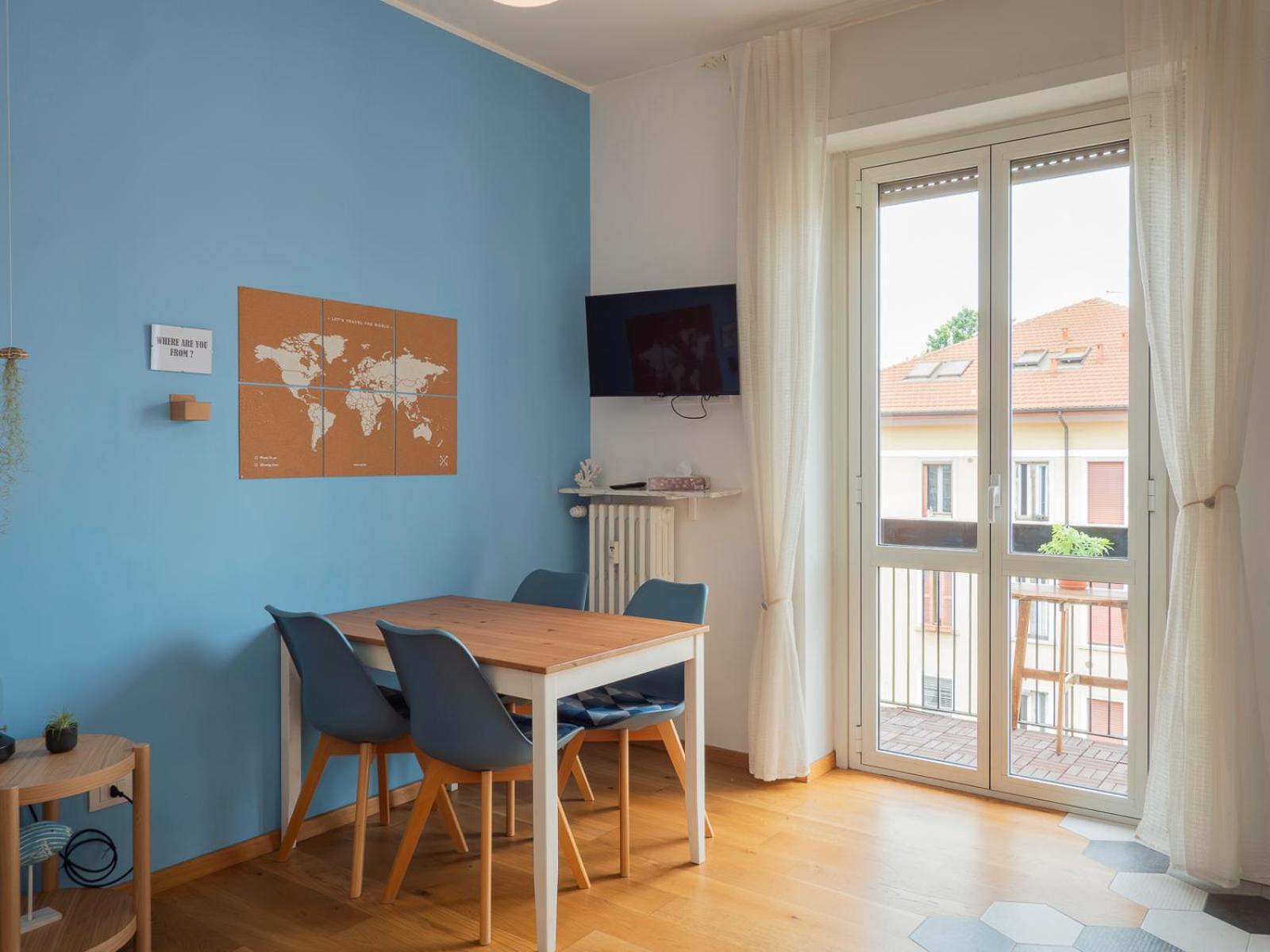 Xenia - Colorful In Citta Studi Area Apartment