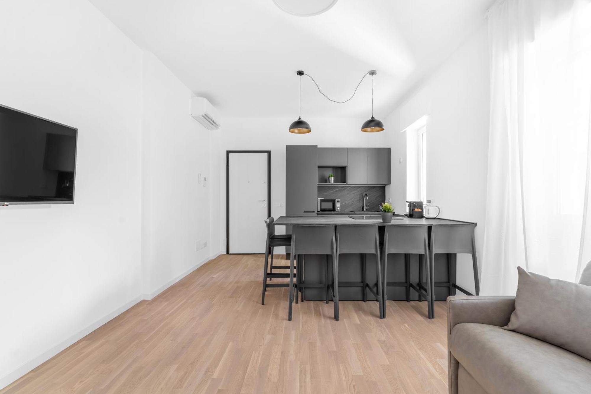 Mi Casa - In Ponte Nuovo * Milano