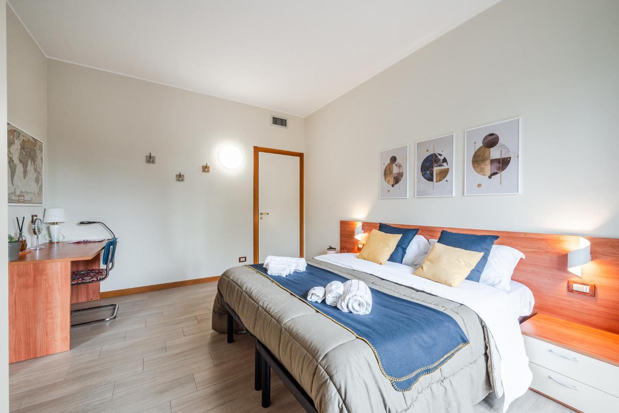 Apartment The Circle - Ampio Sui Navigli - Self-check In Milan