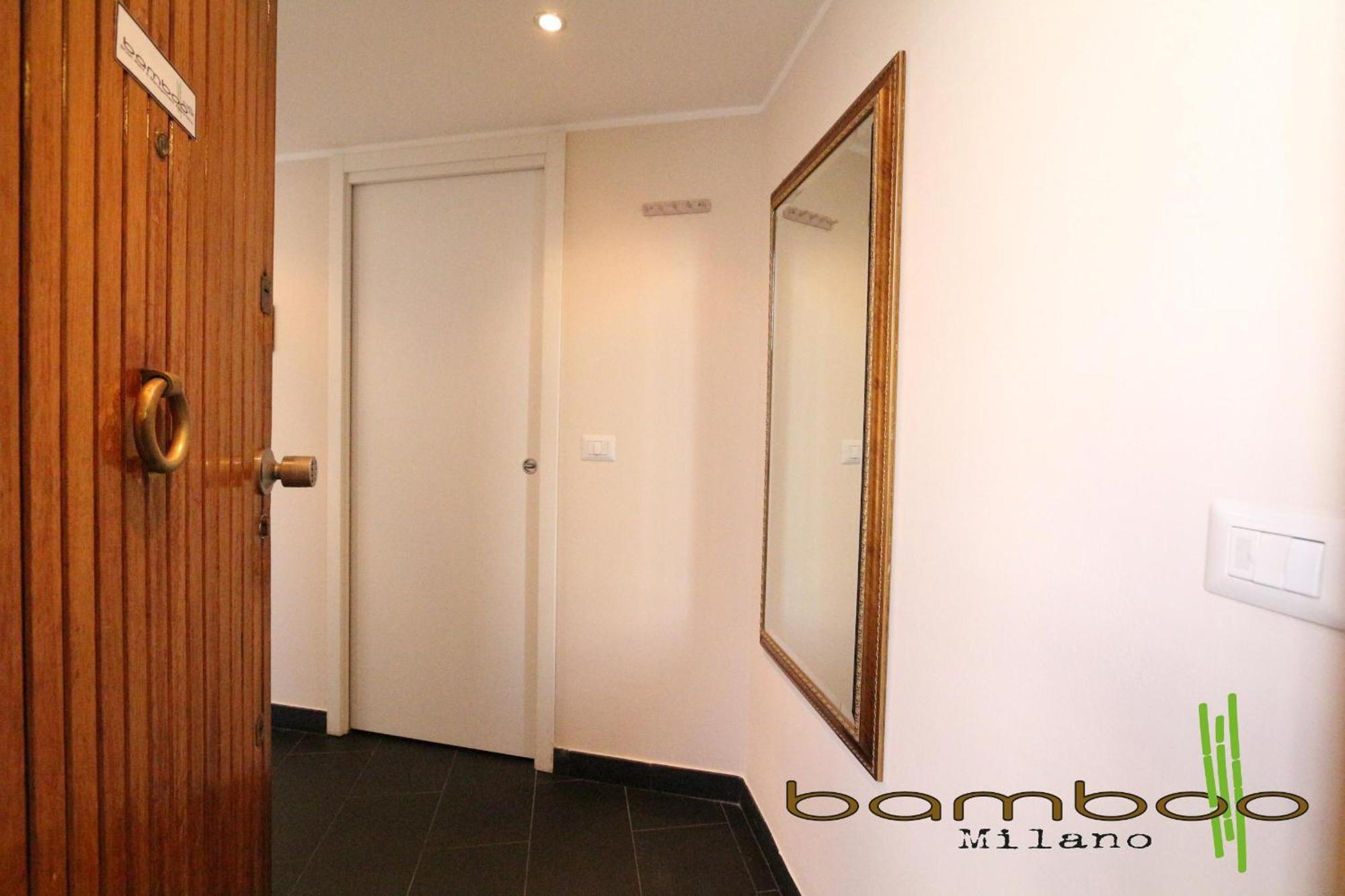 Apartment Bamboo Duomo Milan