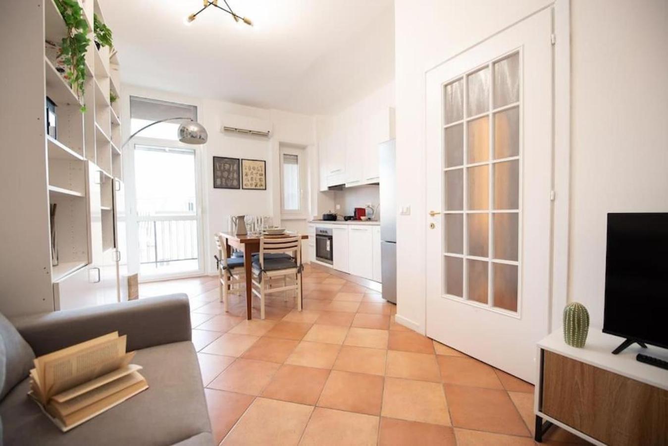 Naviglio 1 Apartment Milan