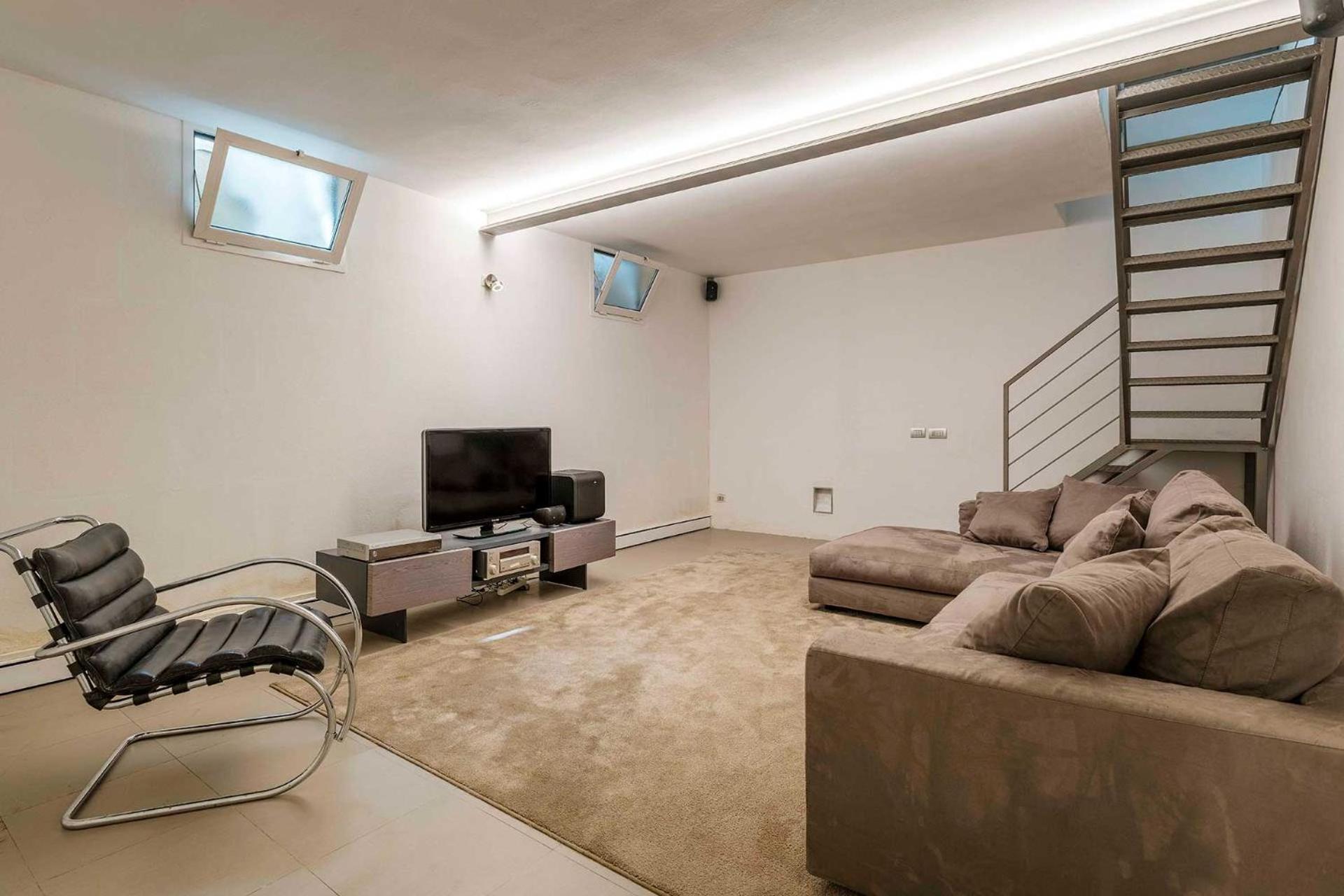 Luvi - Pietro Custodi Milan