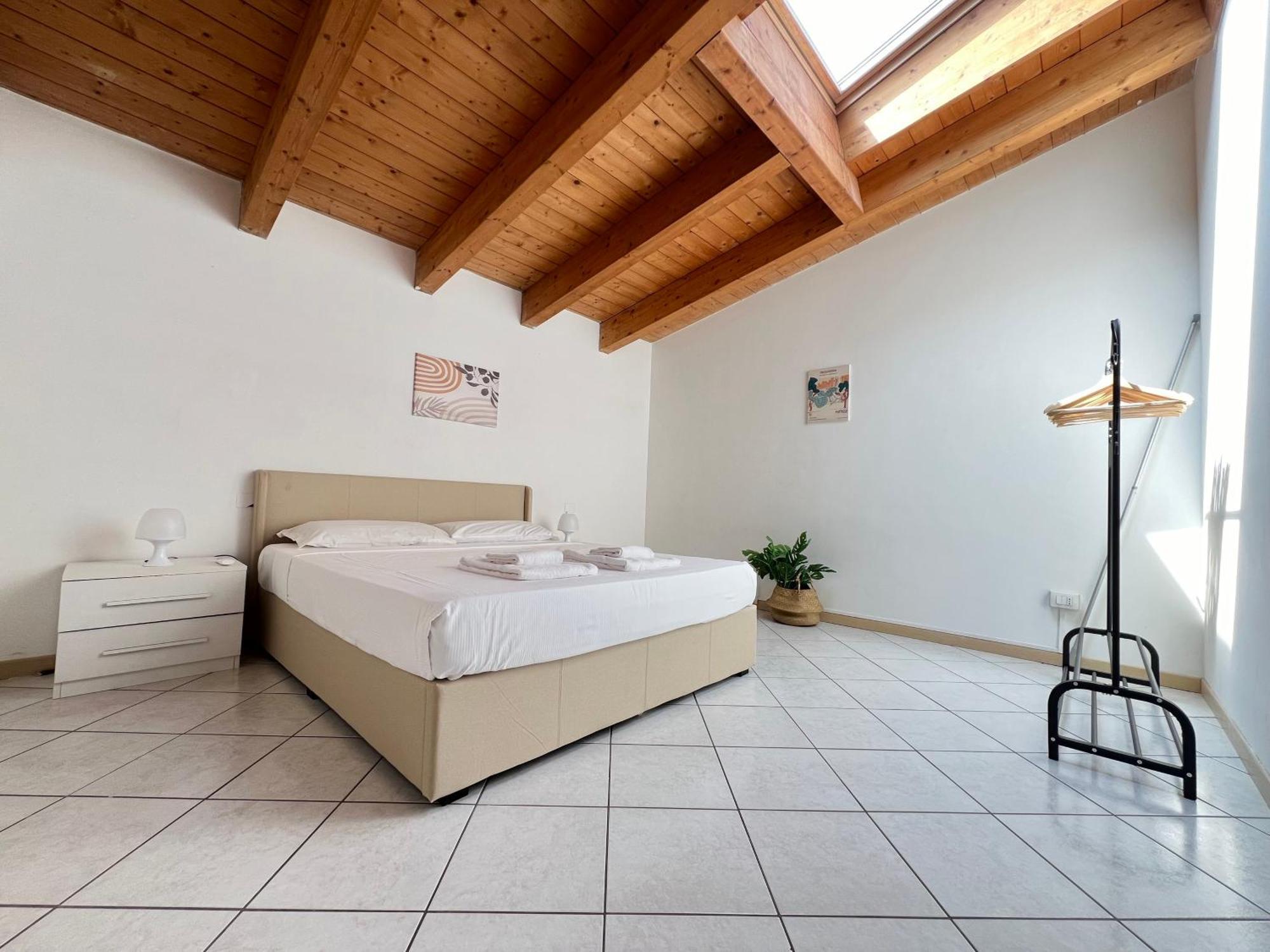 Apartment Big Mansarda Goldoni - Duomo M4 Lin Airport