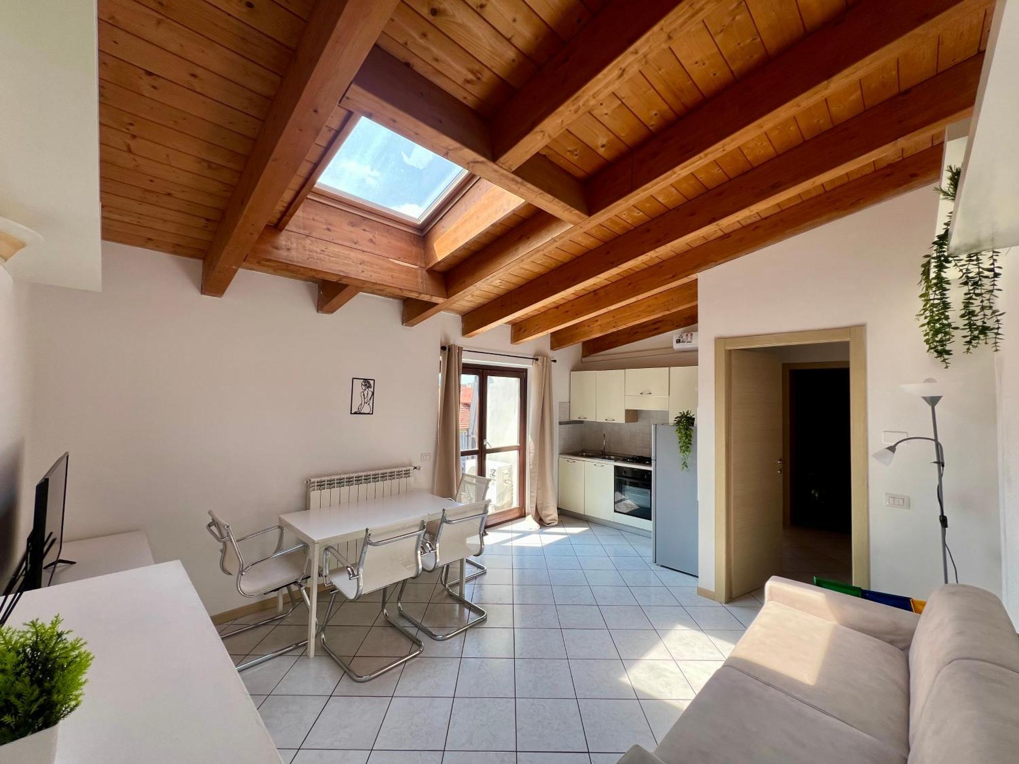 Big Mansarda Goldoni - Duomo M4 Lin Airport Apartment Milan