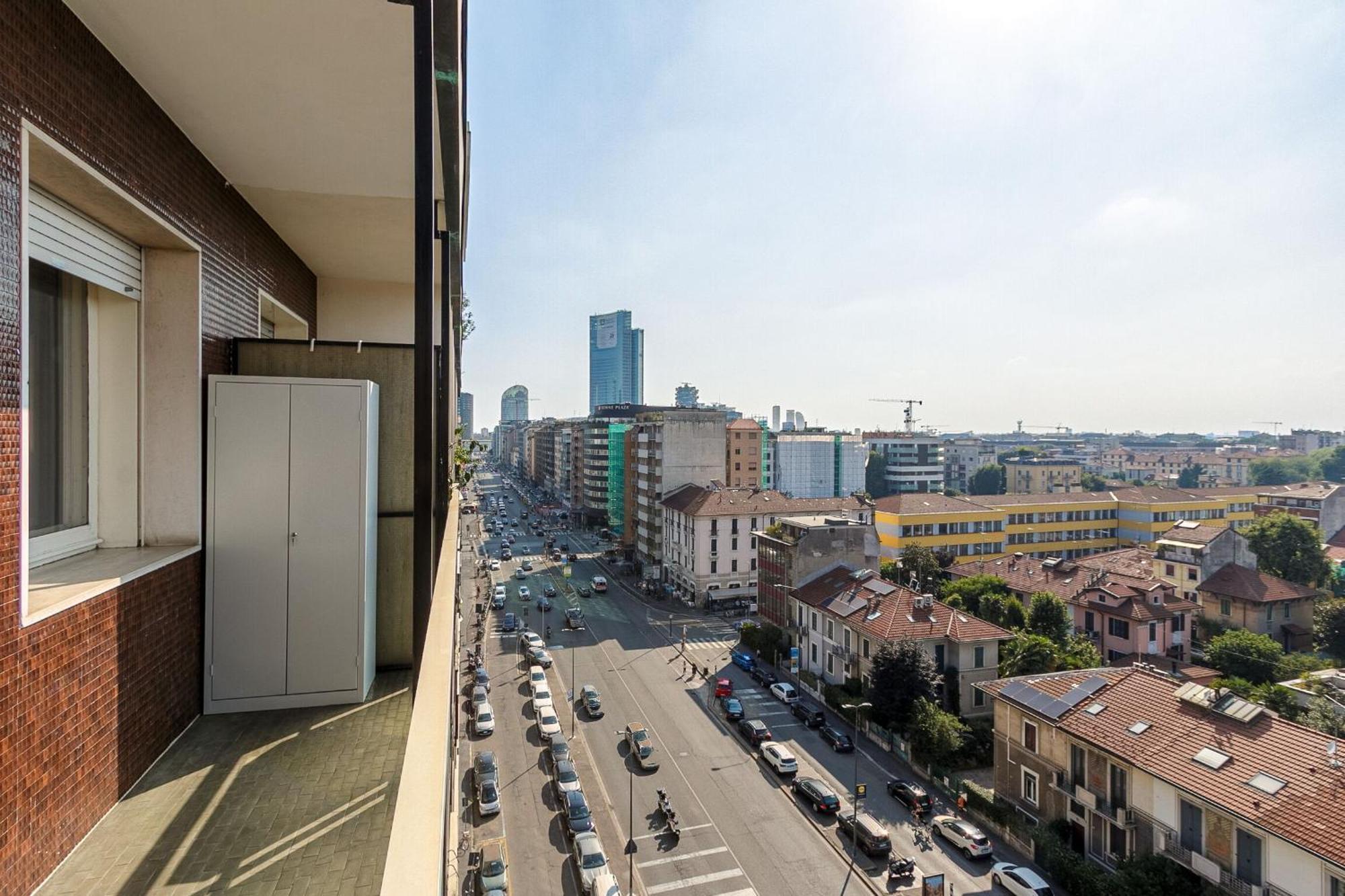 Melchiorre Gioia Vista Alpi With Terrace By Halldis Appartamento *