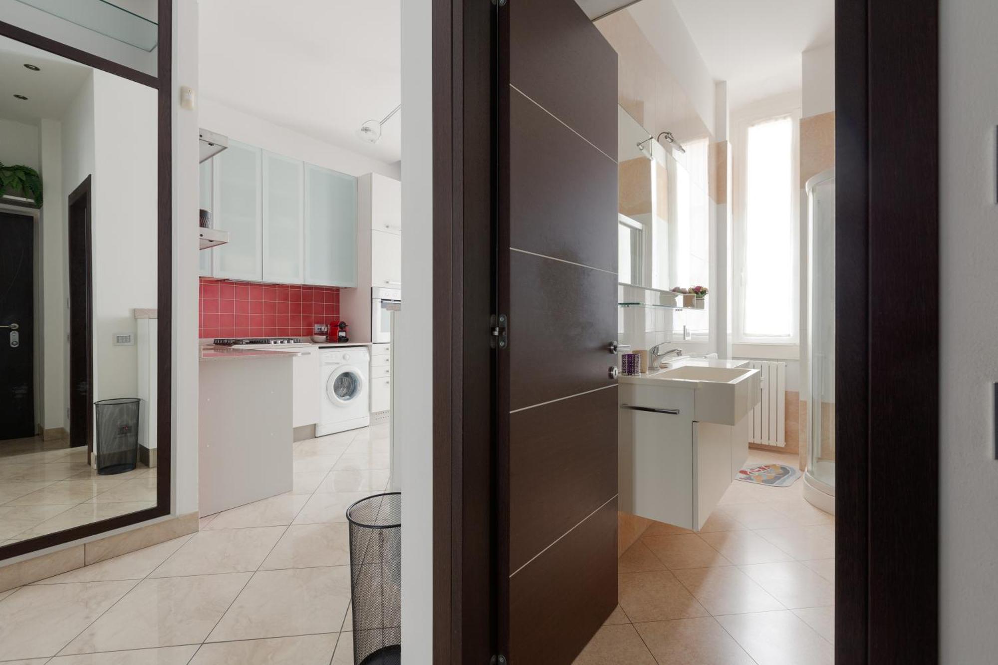 M4 Argonne Balcony * Milan