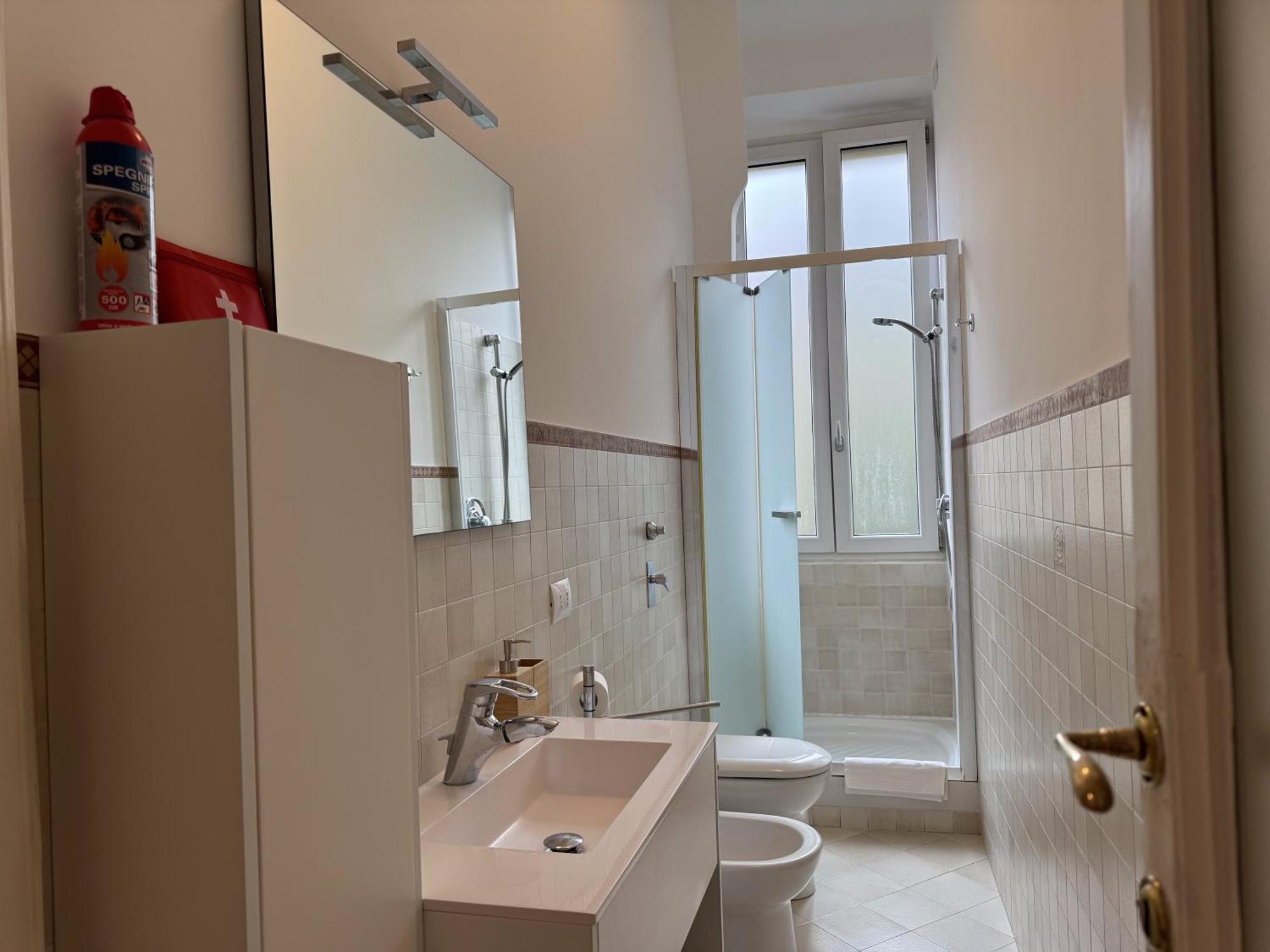 Via Stradivari - Vicino Duomo Apartment Milan