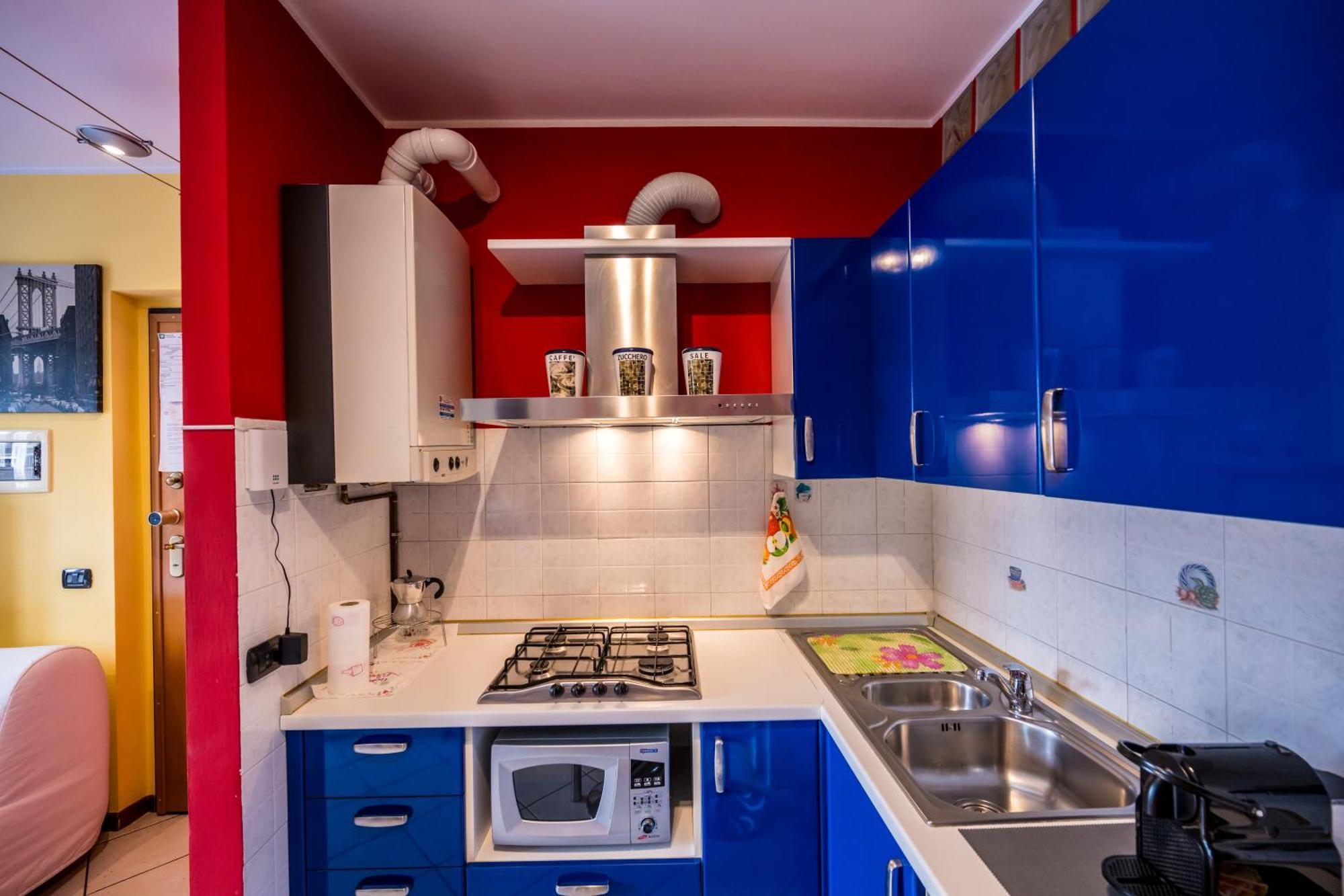 Cozy Rogoredo Next To The Metro And Train Station Milan