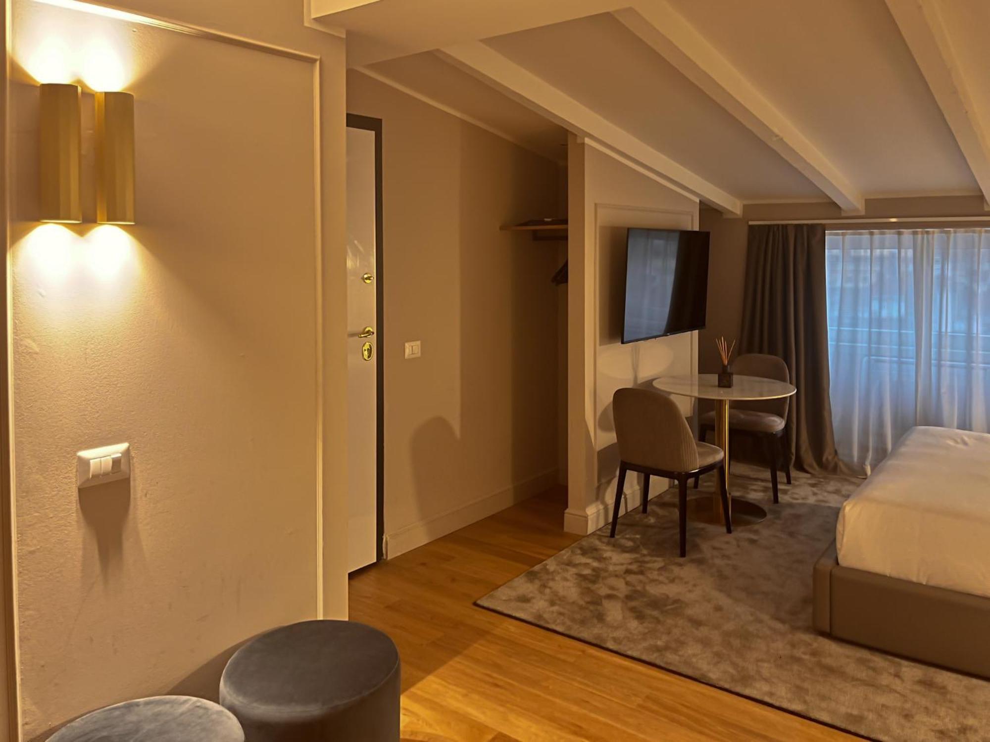 Prestige Boutique Homes - Piazza Duomo Apartment Milan
