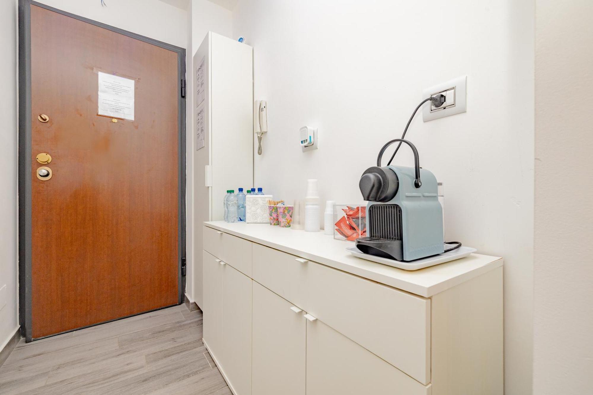 Lovely - 3 Guest house *