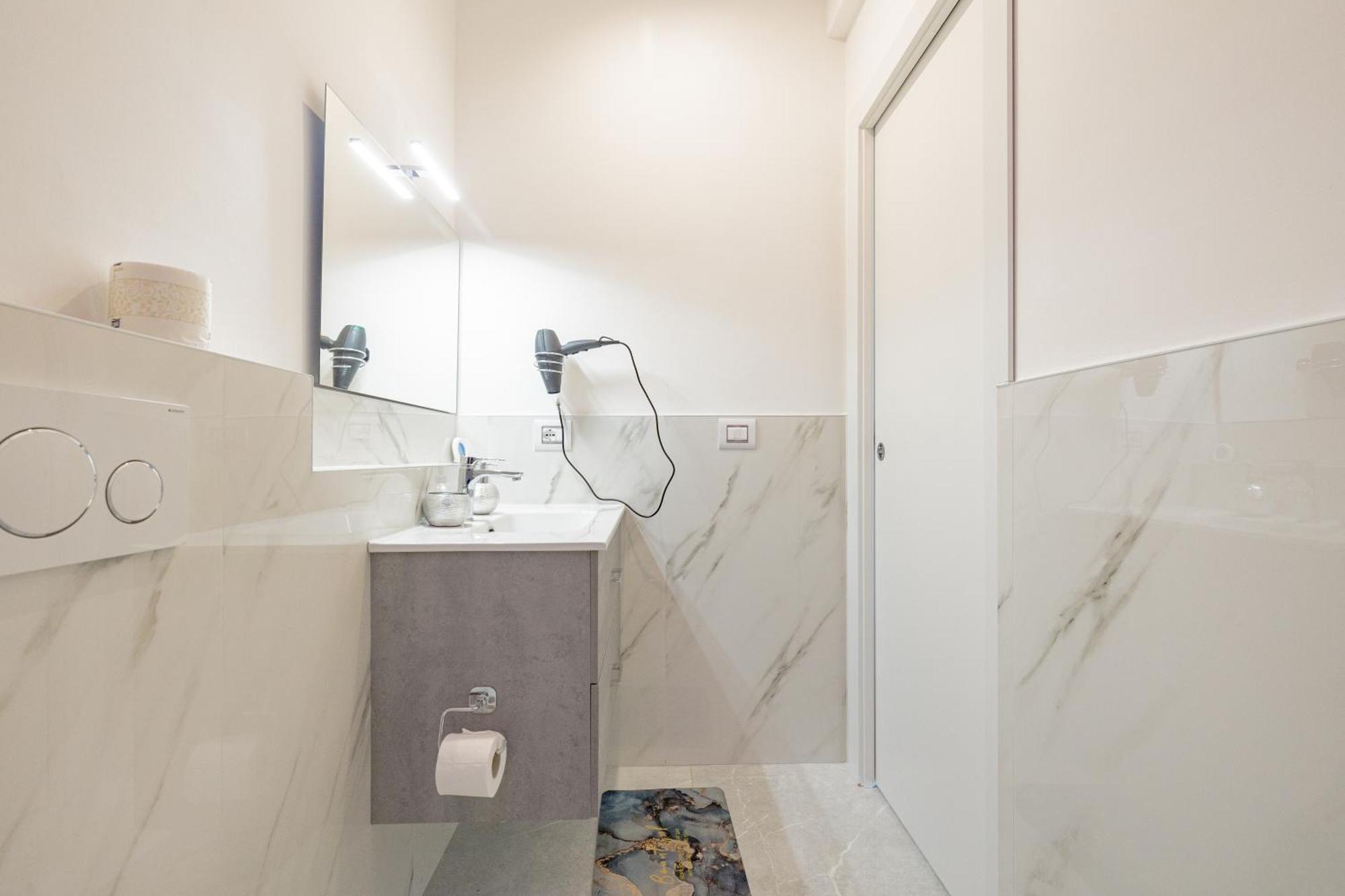 Luxury - 1 * Milão