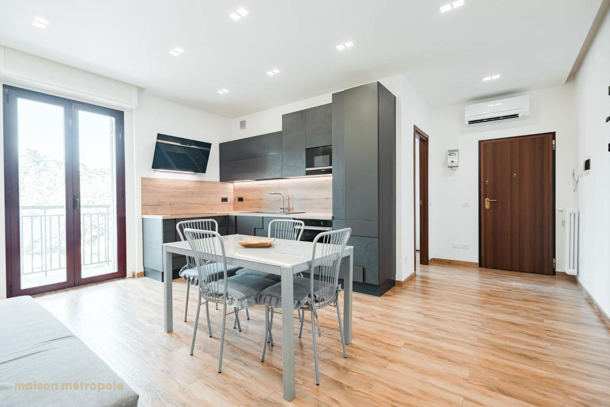 Bonola , Free Parking Apartment *