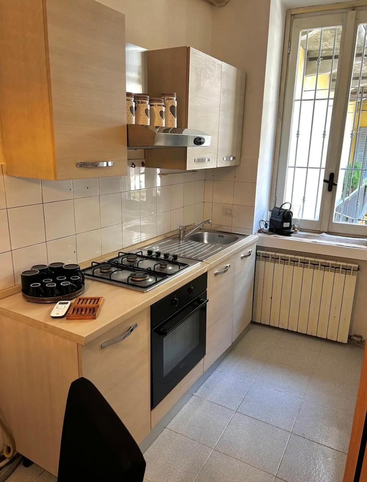 Centrale, Grazioso In Centro Apartamento Milão