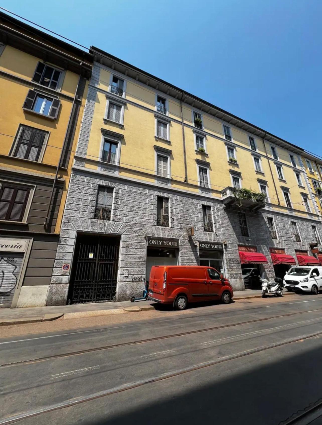 Apartment Centrale, Grazioso In Centro Milan
