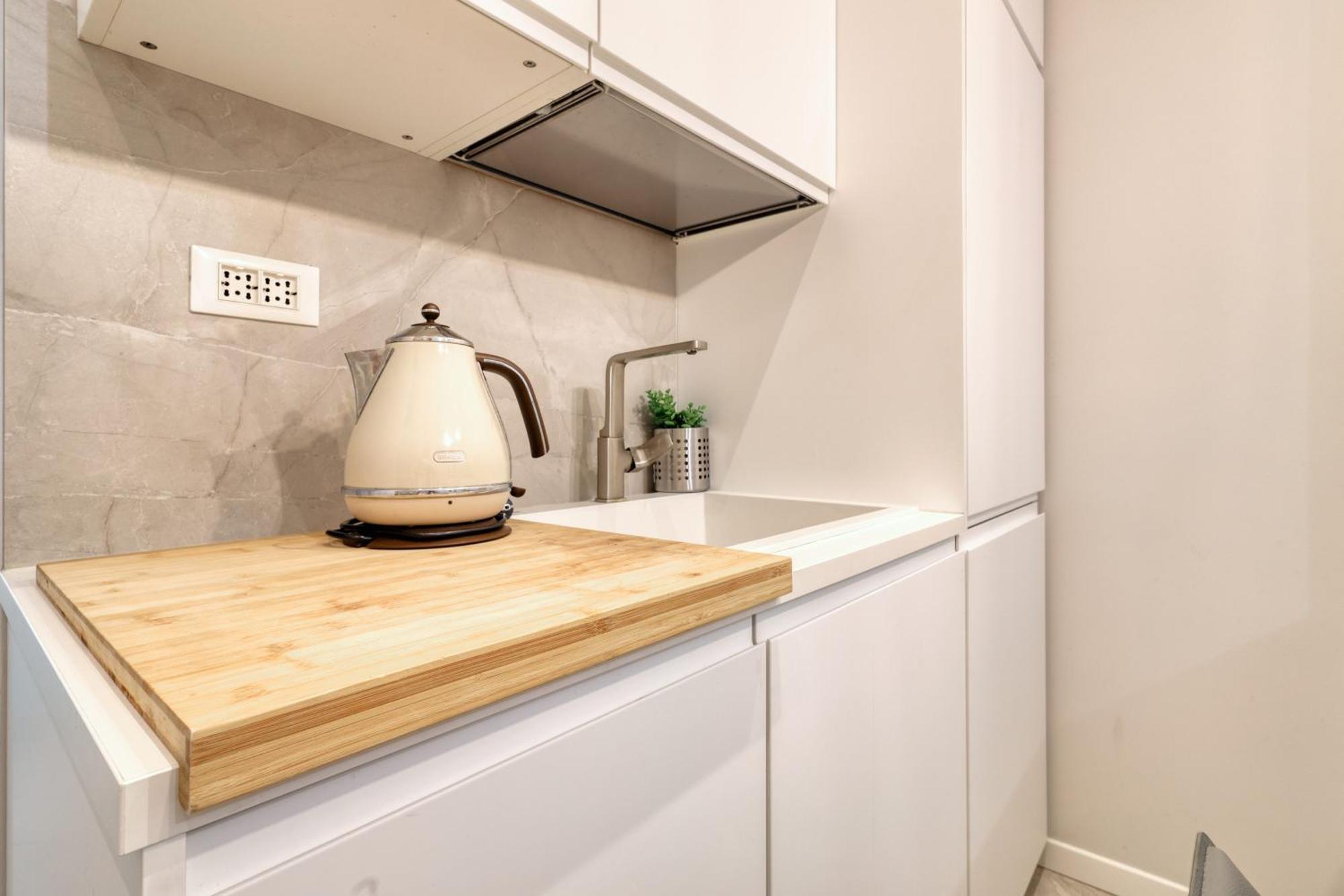 Joivy Modern Centre Flat Apartment Milan