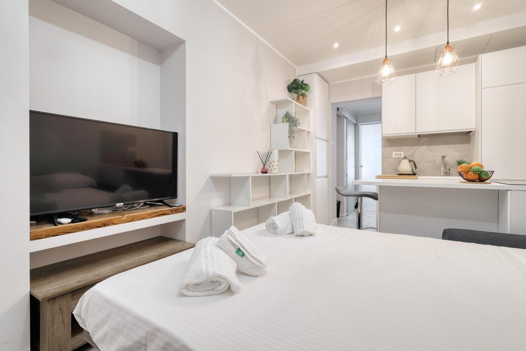 Joivy Modern Centre Flat *