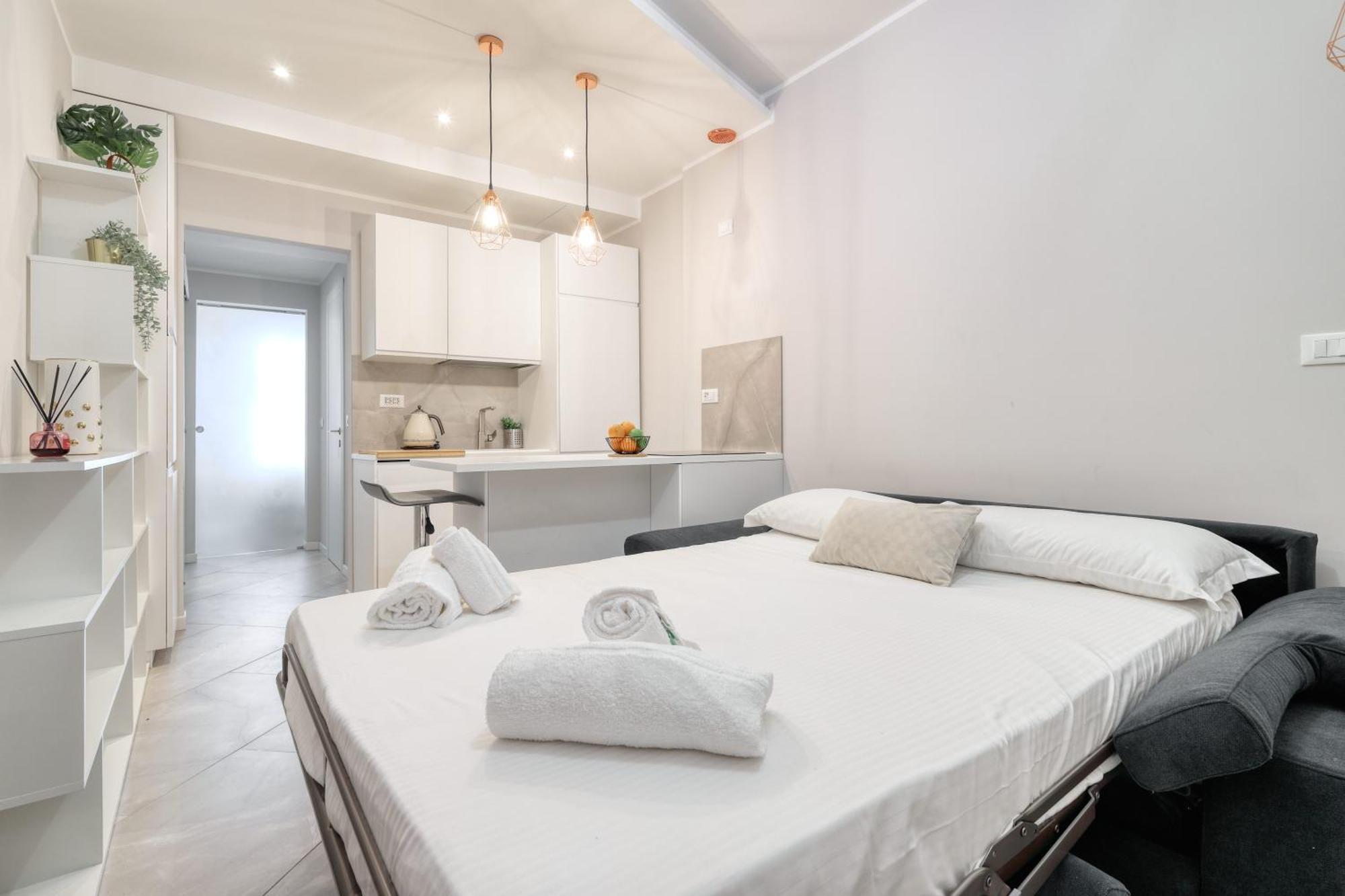 Joivy Modern Centre Flat Apartment