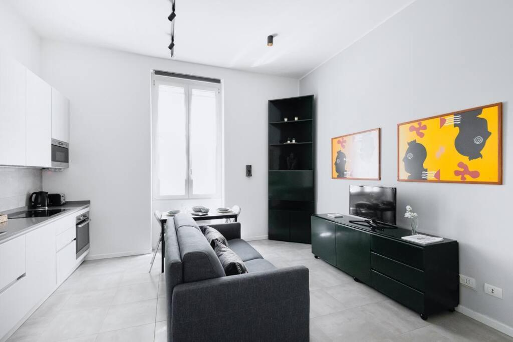 Easylife - Charming In Pta Romana * Milan