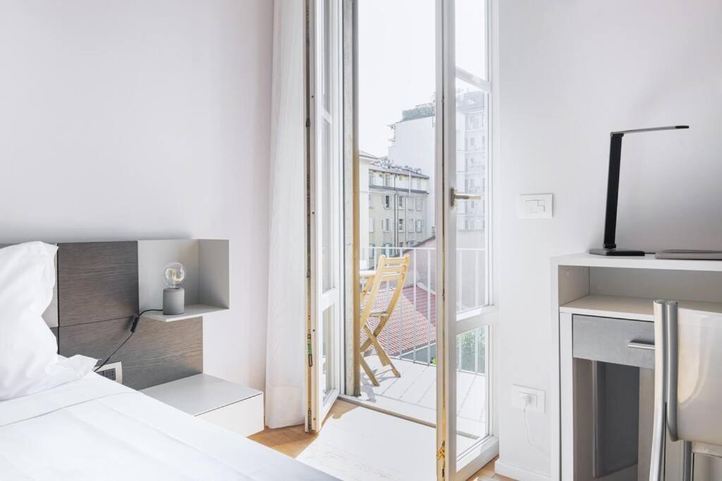 Easylife - Beautiful Flat With Balcony Pta Venezia Milan