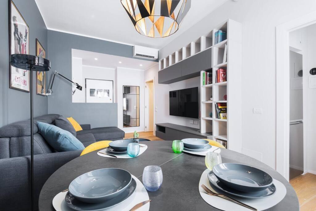 Easylife - Beautiful Flat With Balcony Pta Venezia Milan