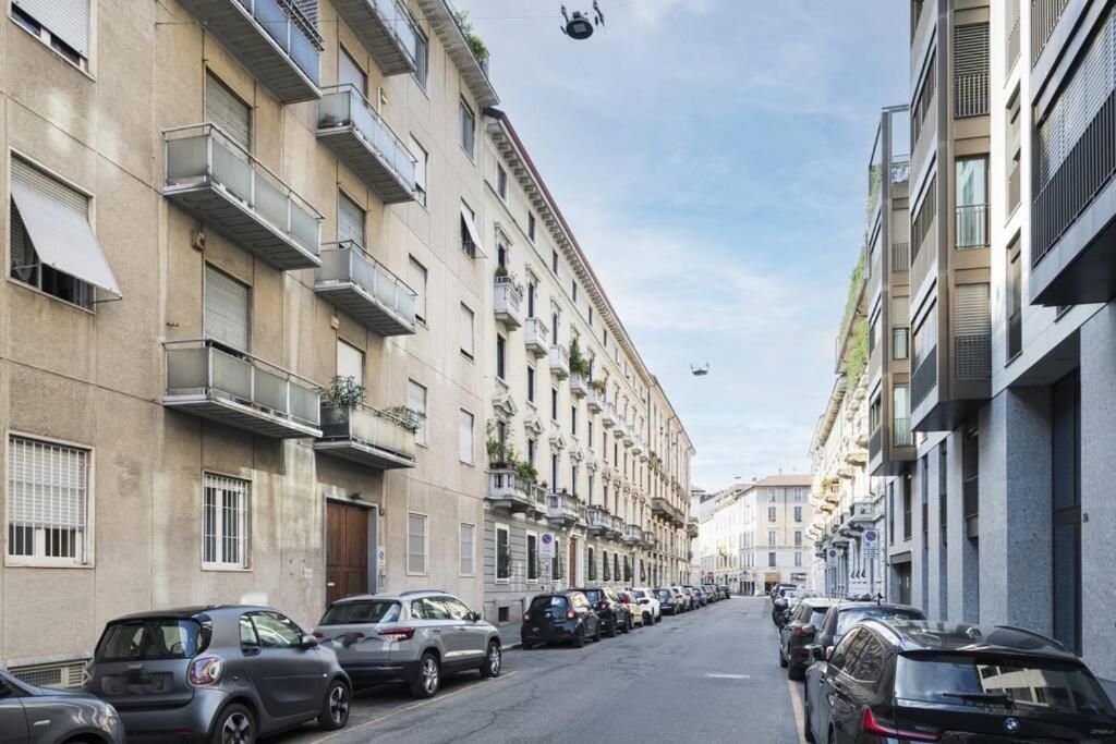Easylife - Beautiful Flat With Balcony Pta Venezia Apartment