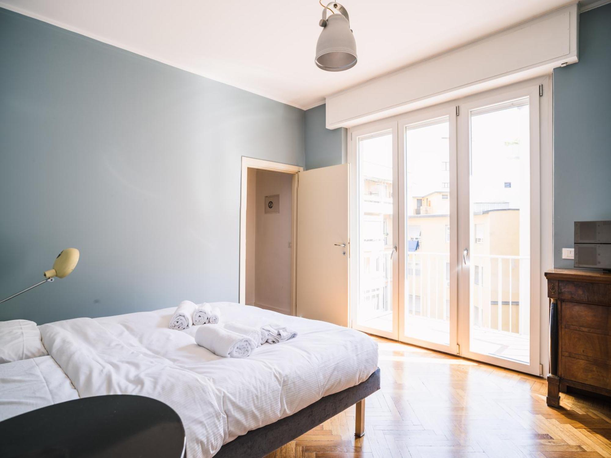 Doria Flat - Intrho * Milan