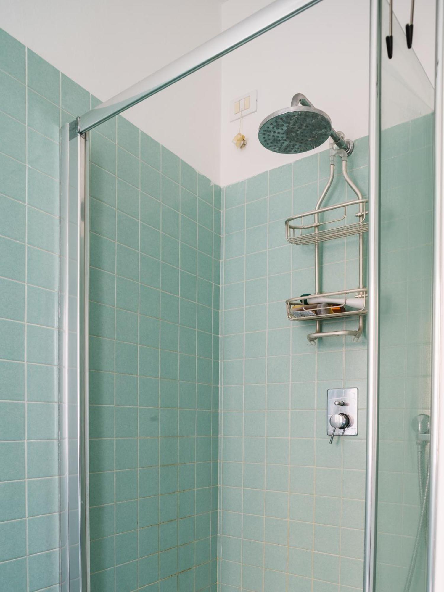 Doria Flat - Intrho *